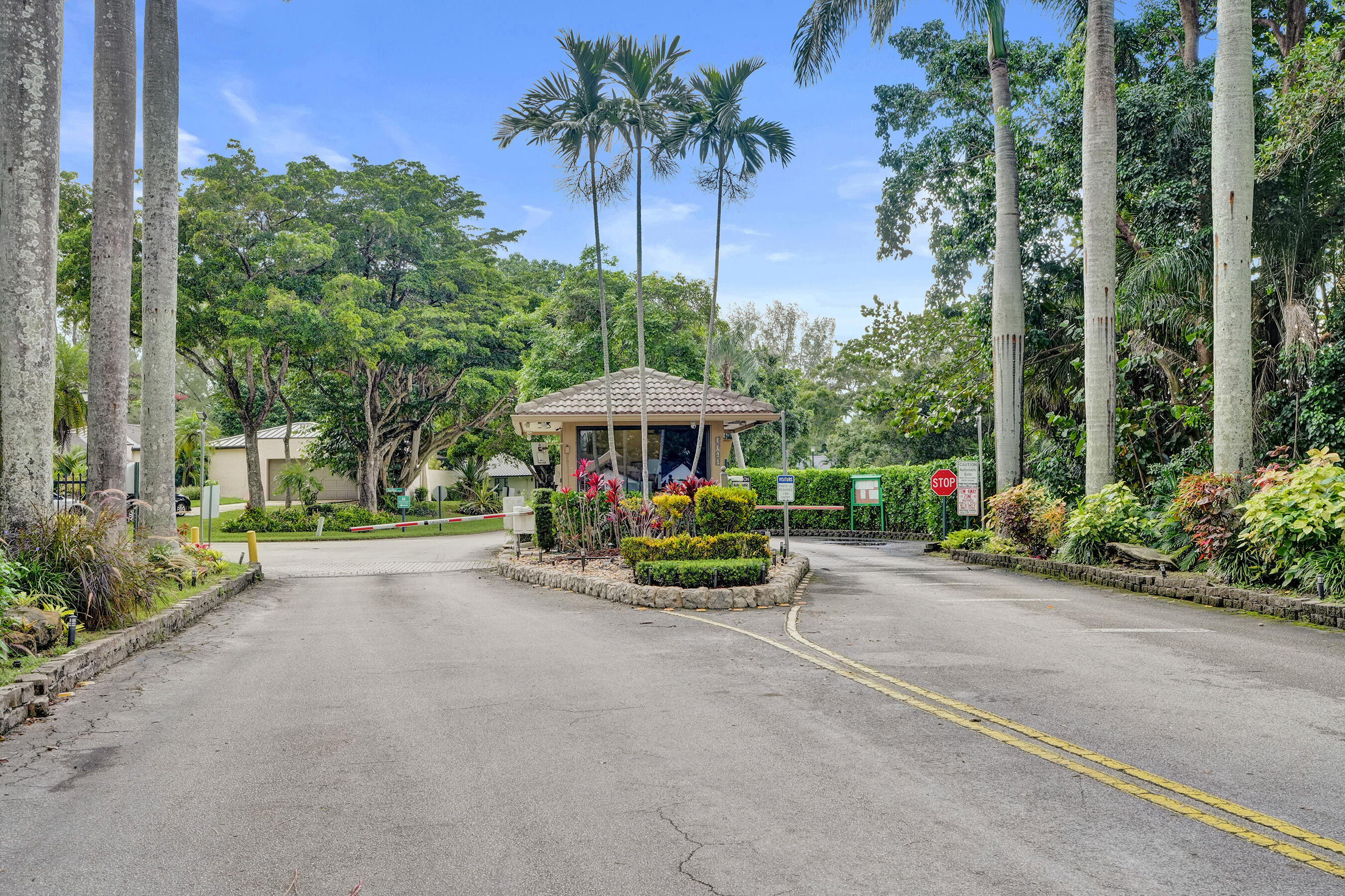 3410 Heather #3, Lauderhill FL 33319