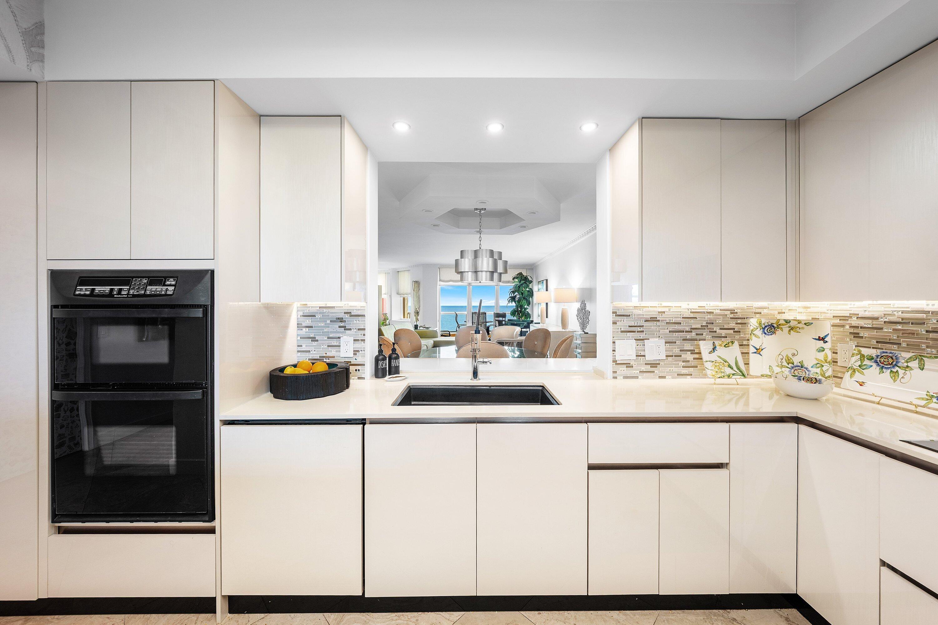 2100 N Ocean #19A, Fort Lauderdale FL 33305