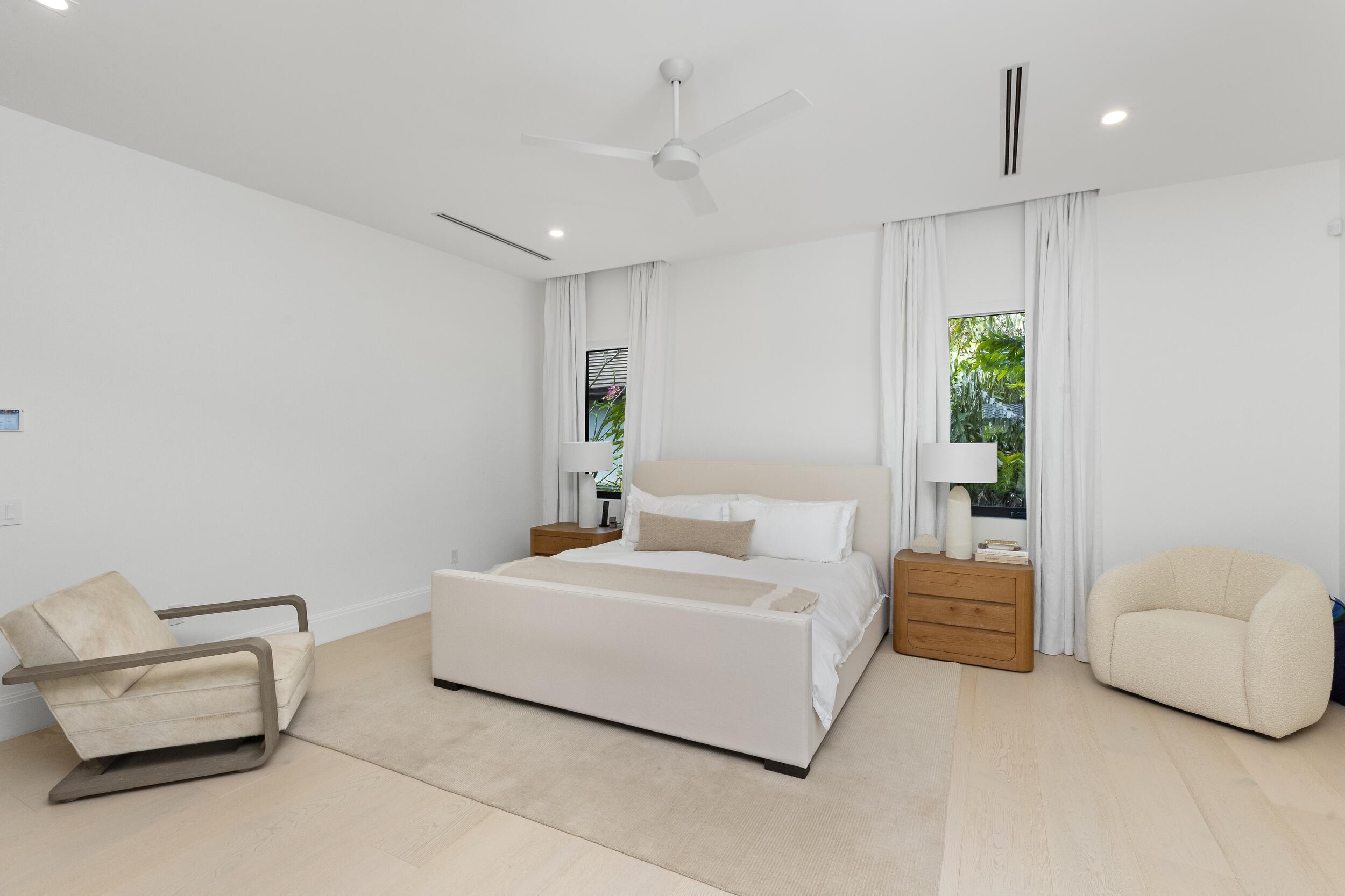 735 W Fern, Boca Raton FL 33432