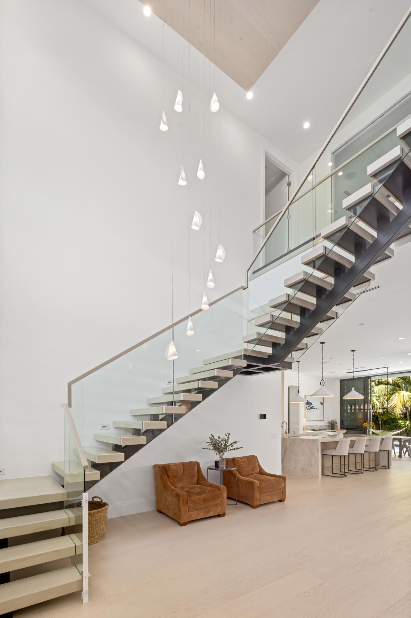 735 W Fern, Boca Raton FL 33432