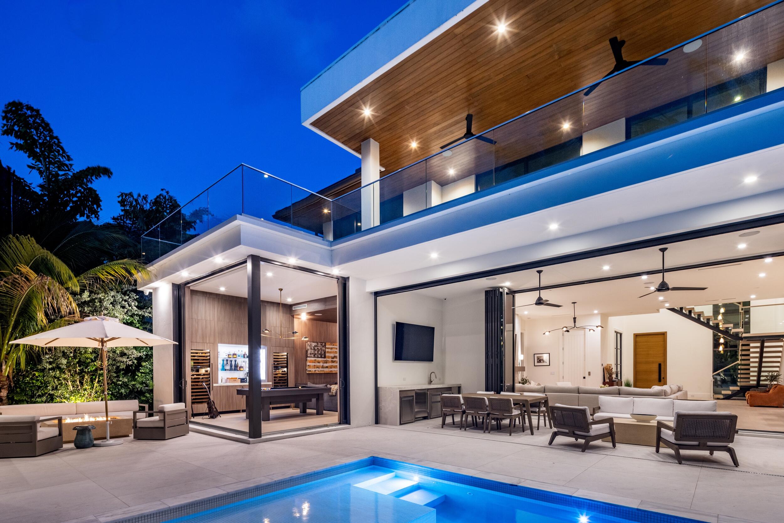 735 W Fern, Boca Raton FL 33432