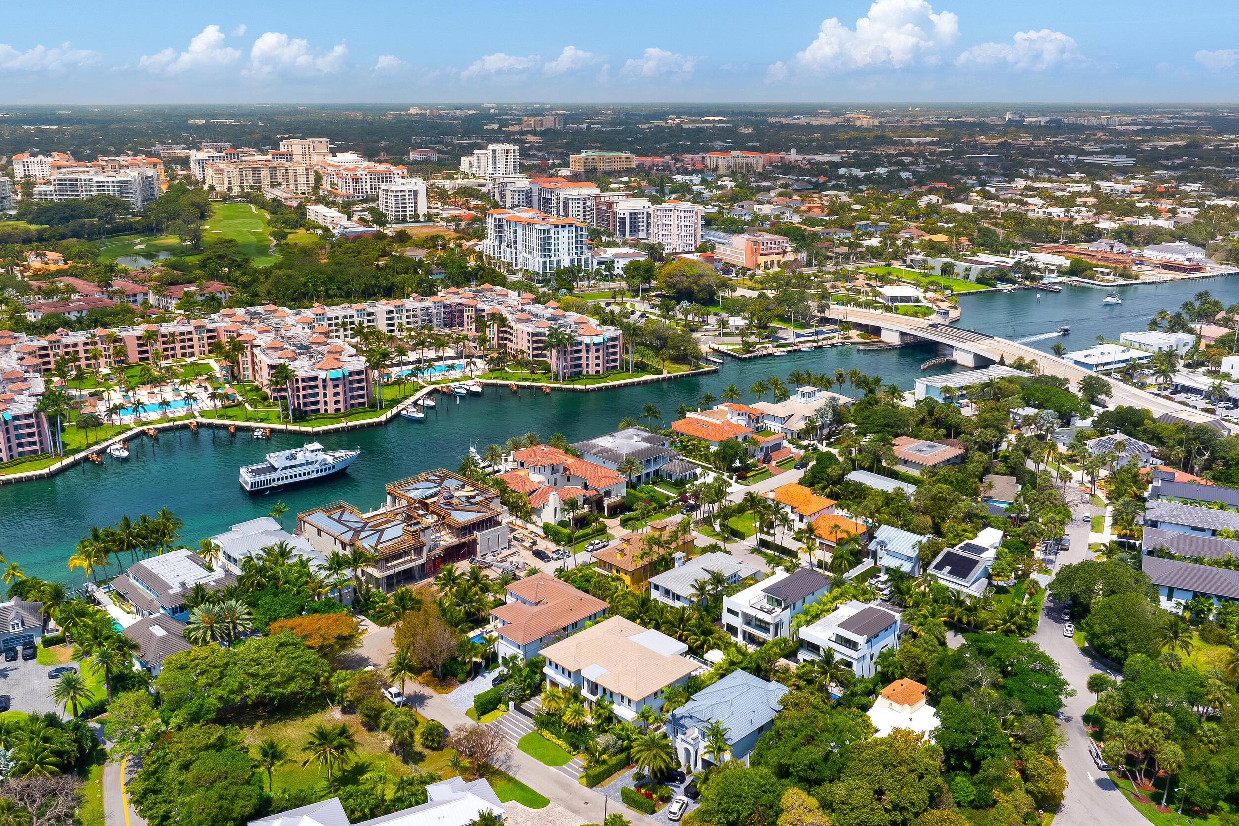 735 W Fern, Boca Raton FL 33432