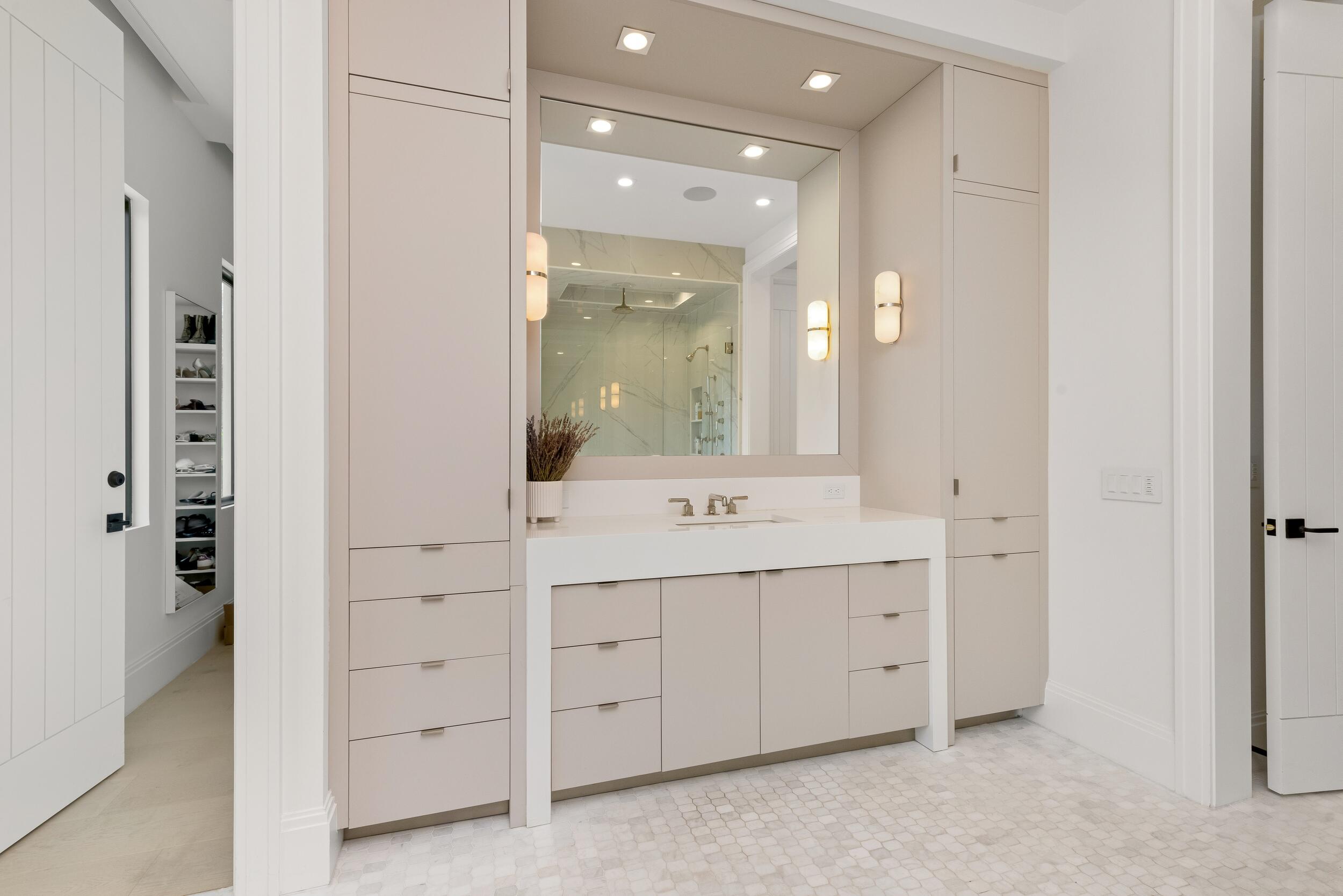 735 W Fern, Boca Raton FL 33432
