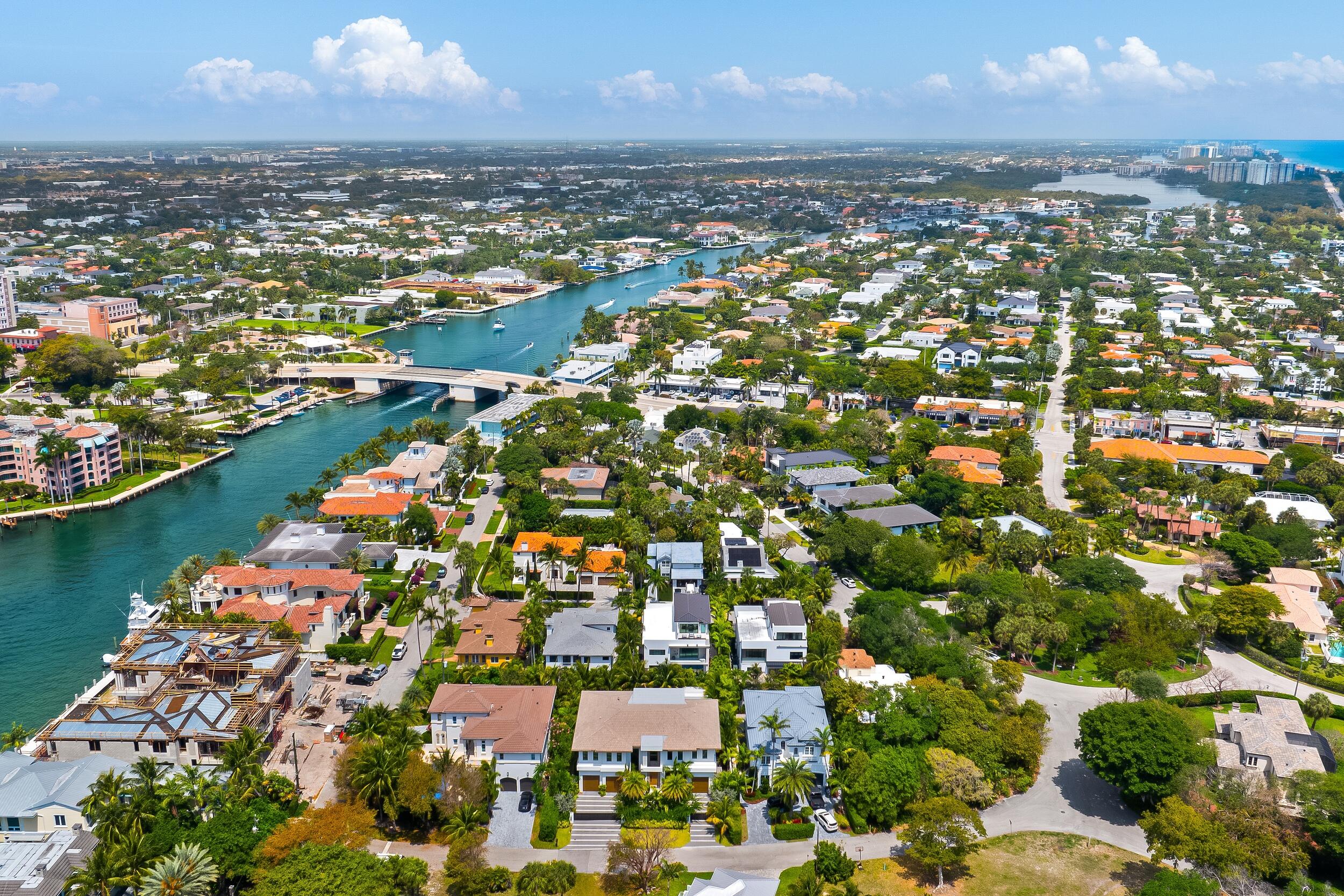 735 W Fern, Boca Raton FL 33432