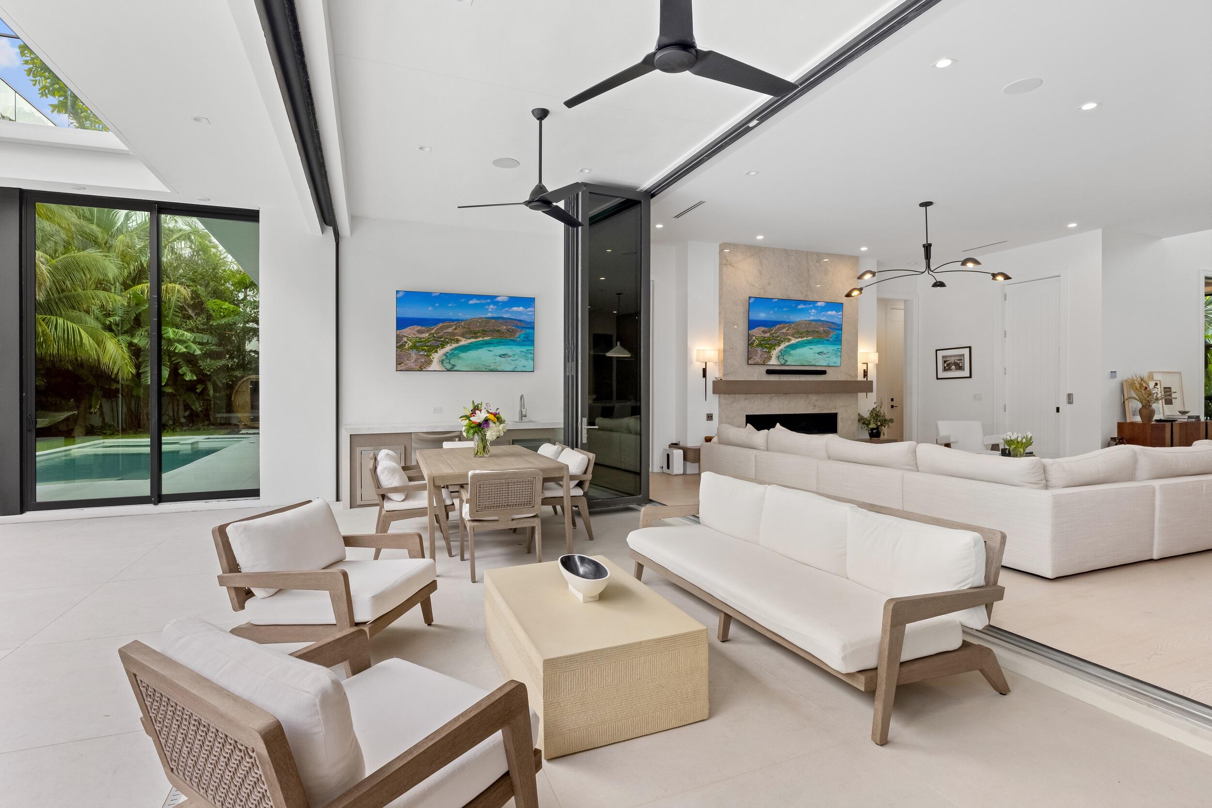 735 W Fern, Boca Raton FL 33432