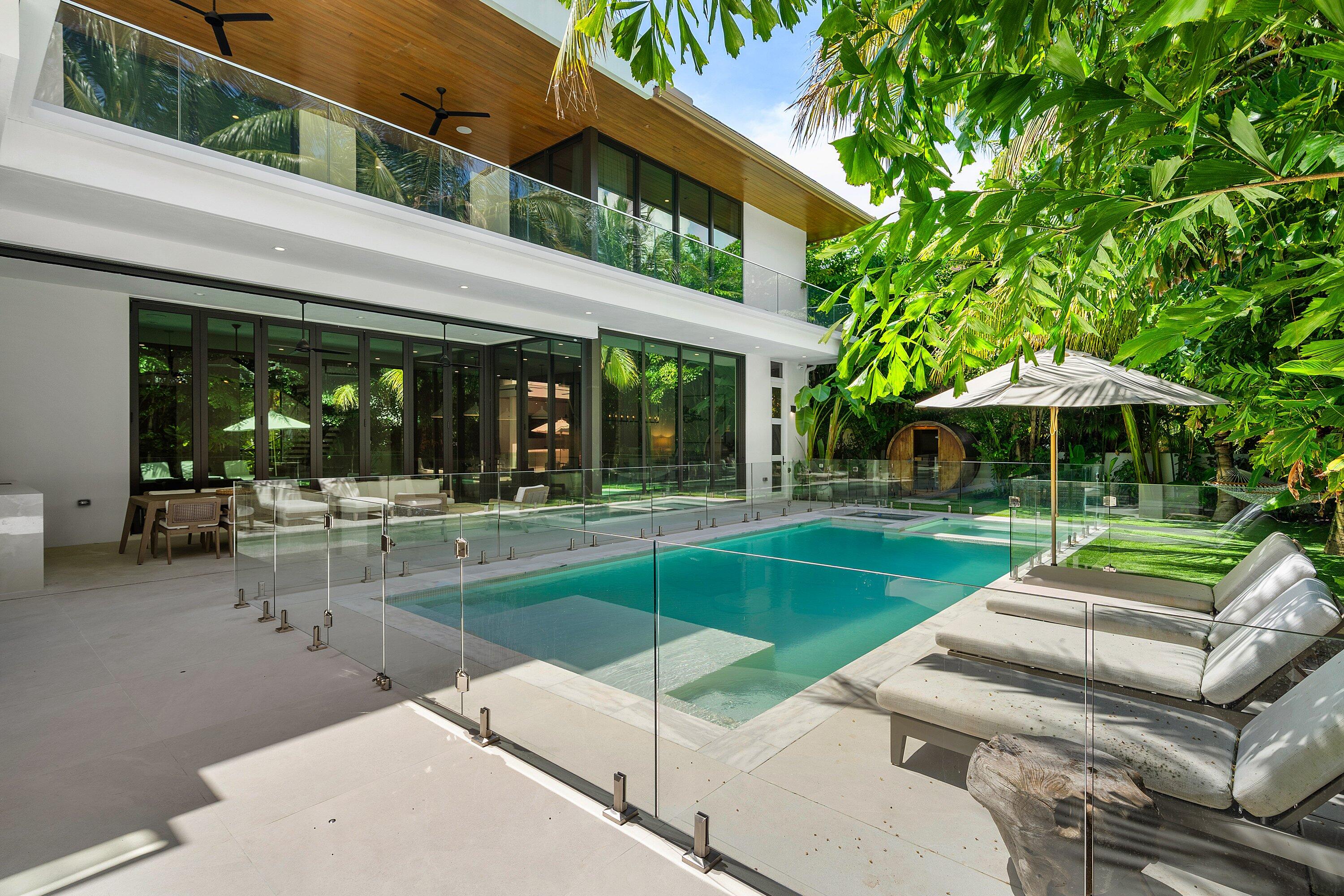 735 W Fern, Boca Raton FL 33432