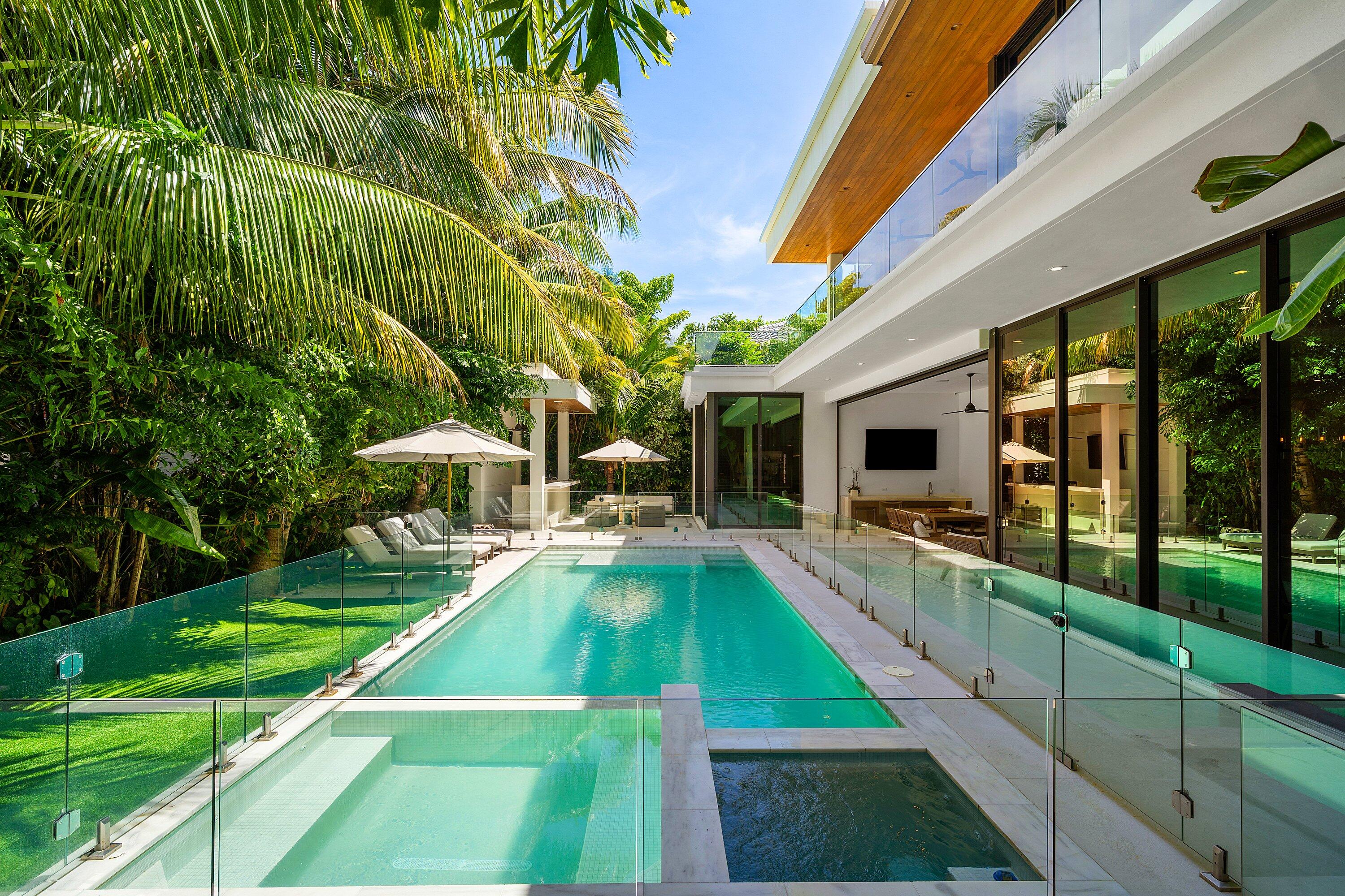 735 W Fern, Boca Raton FL 33432