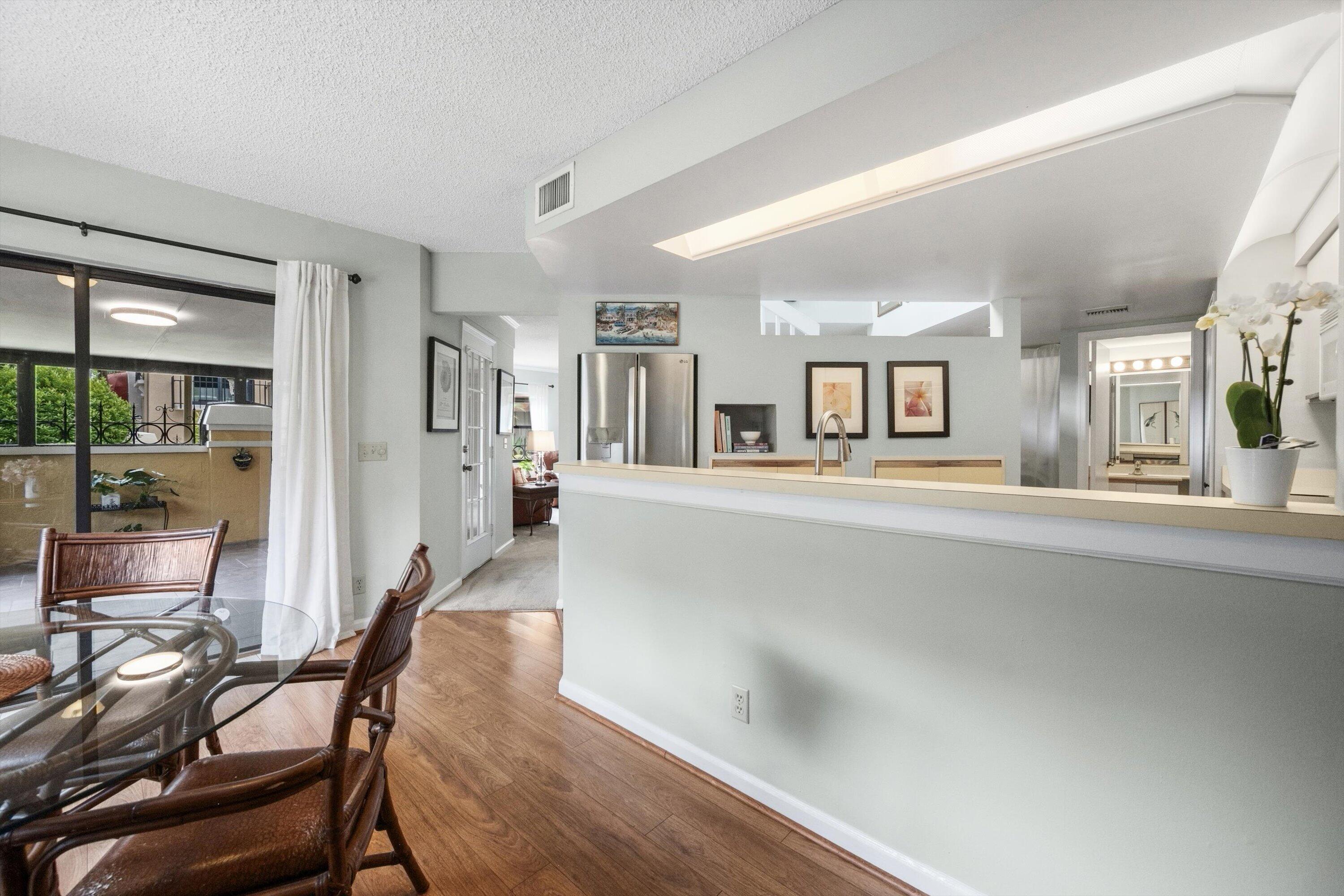 24 Uno Lago, Juno Beach FL 33408