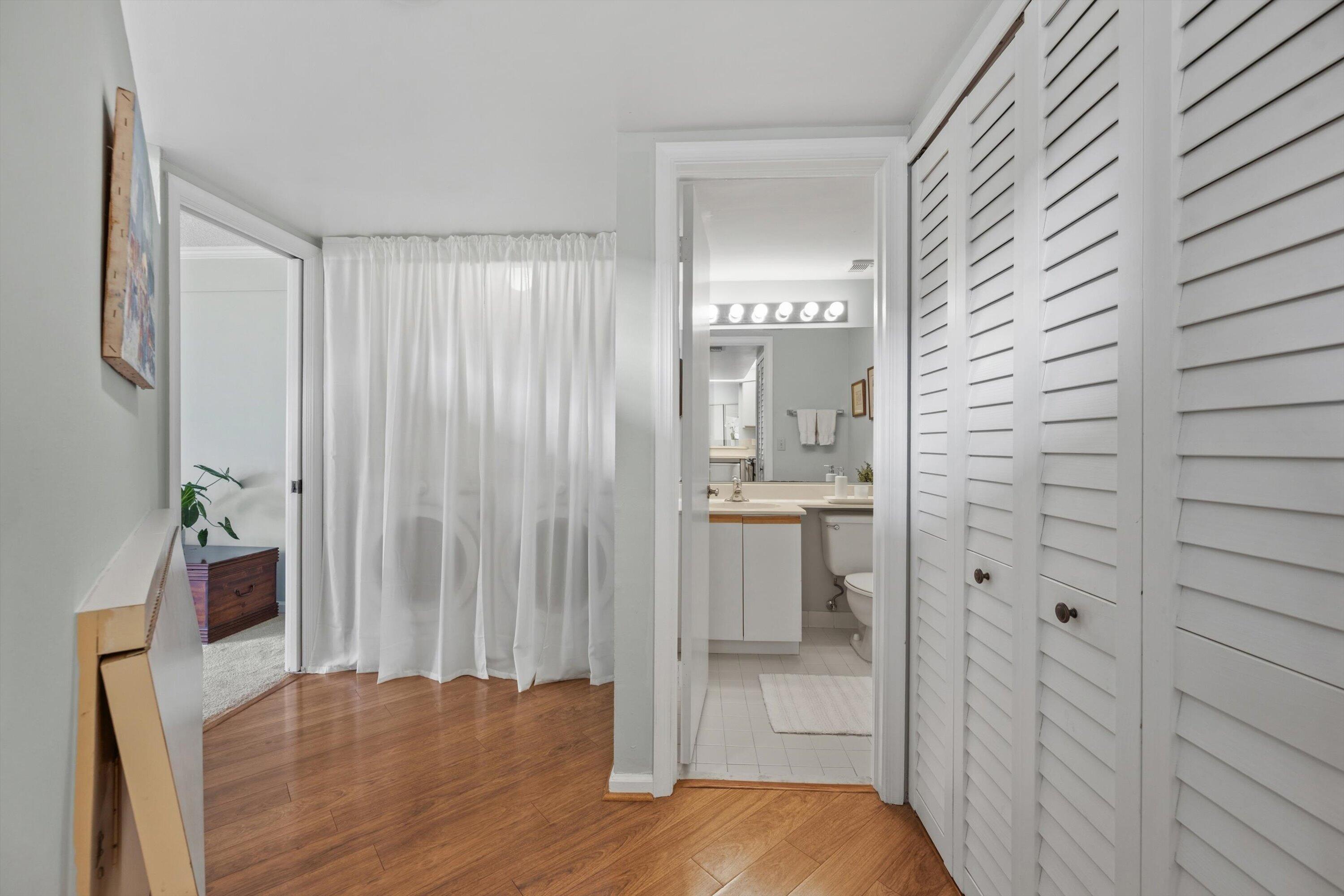 24 Uno Lago, Juno Beach FL 33408