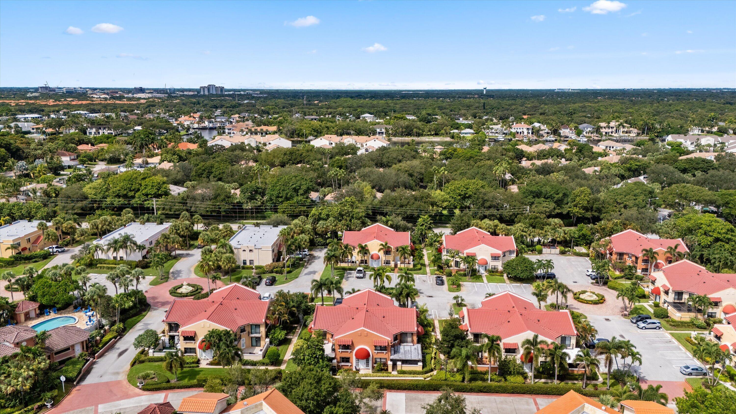 24 Uno Lago, Juno Beach FL 33408