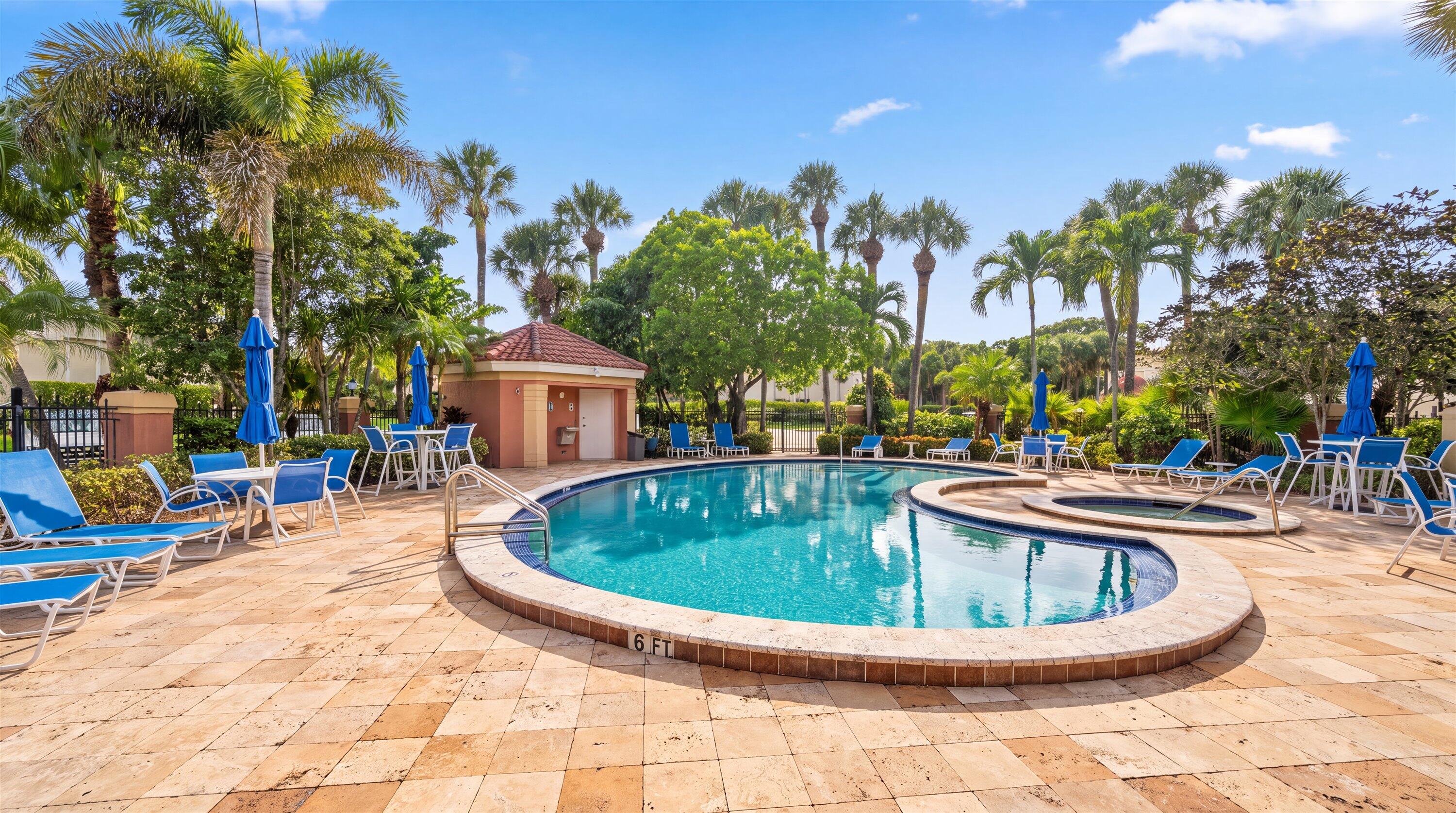 24 Uno Lago, Juno Beach FL 33408