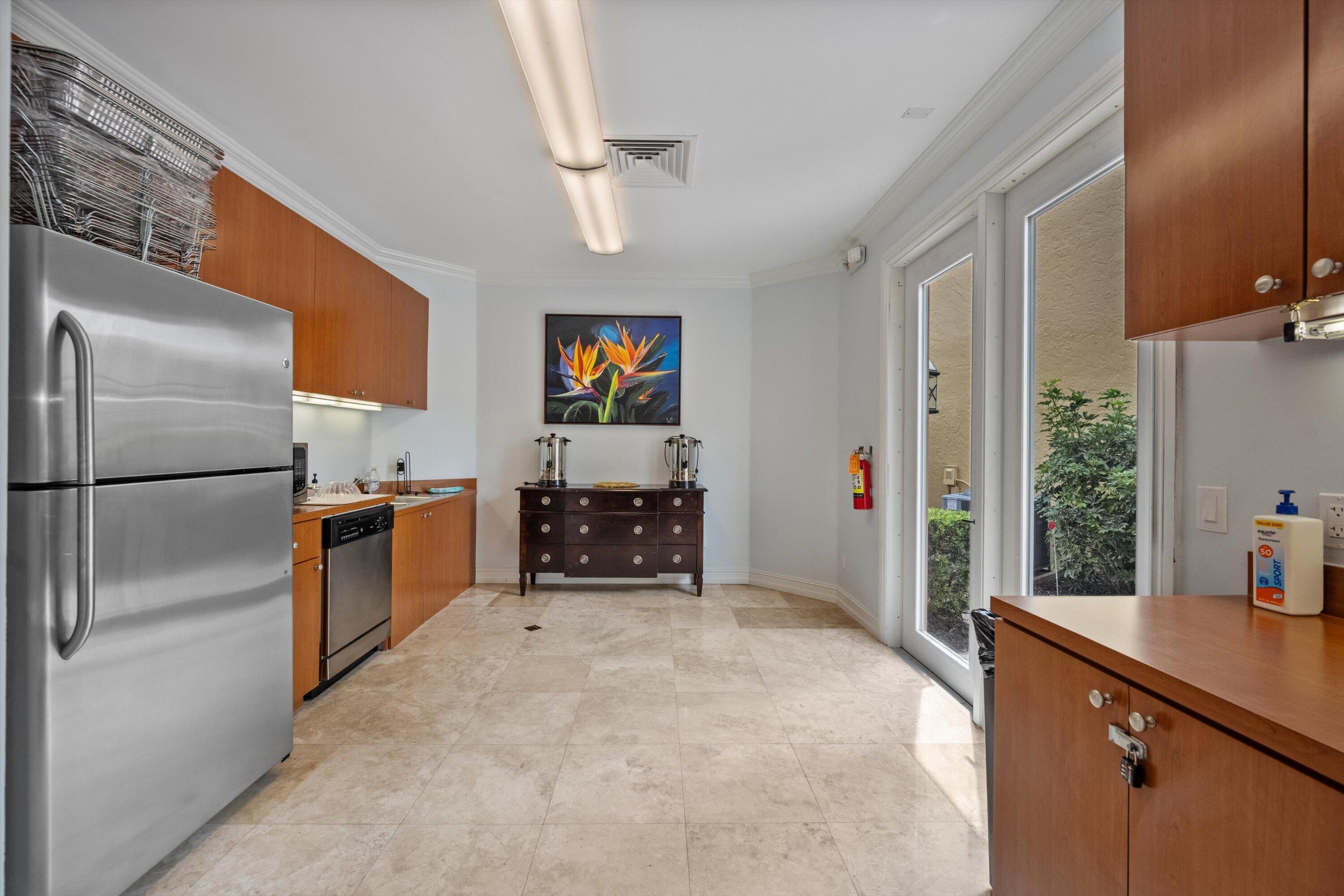 24 Uno Lago, Juno Beach FL 33408
