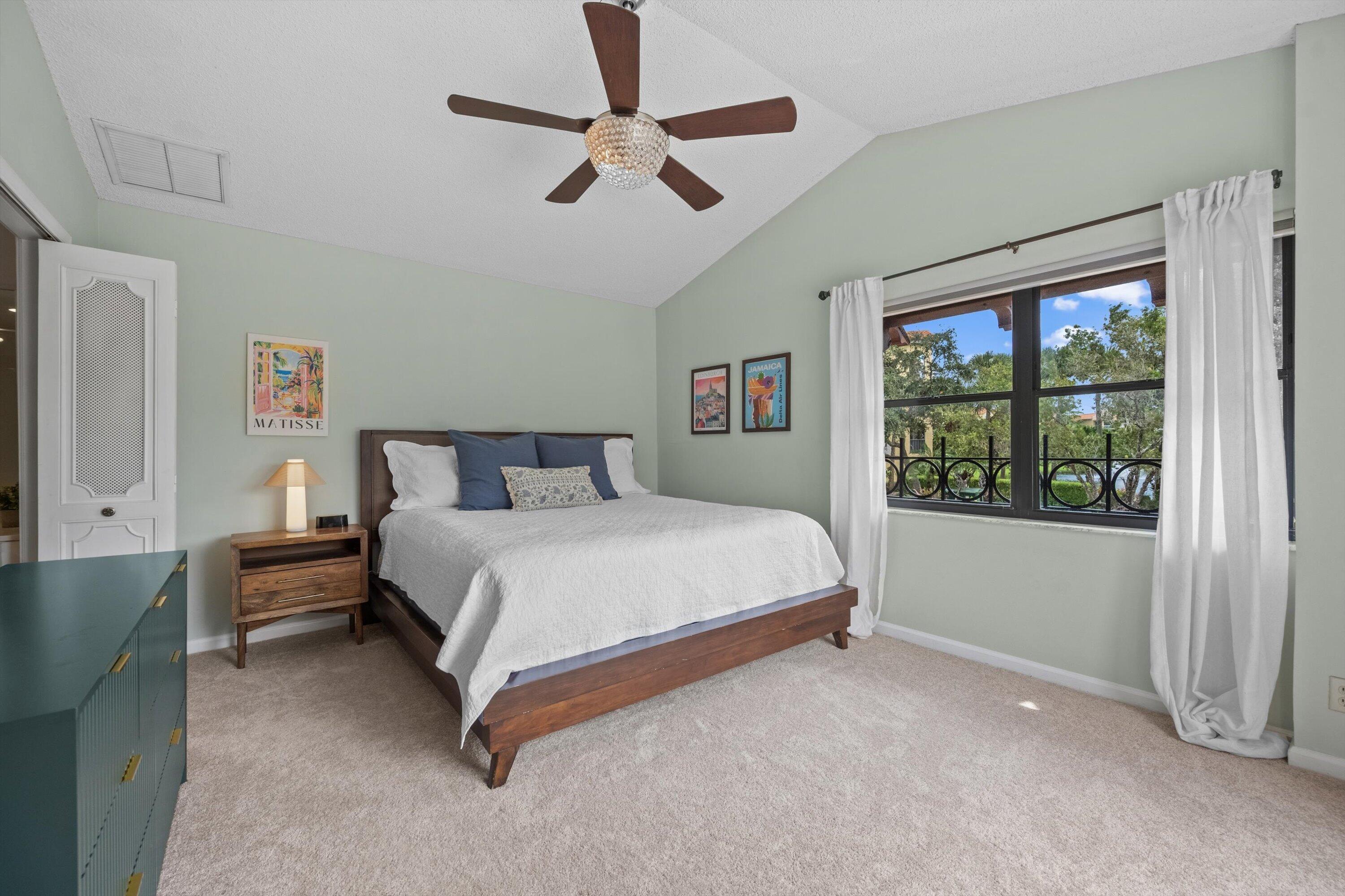 24 Uno Lago, Juno Beach FL 33408