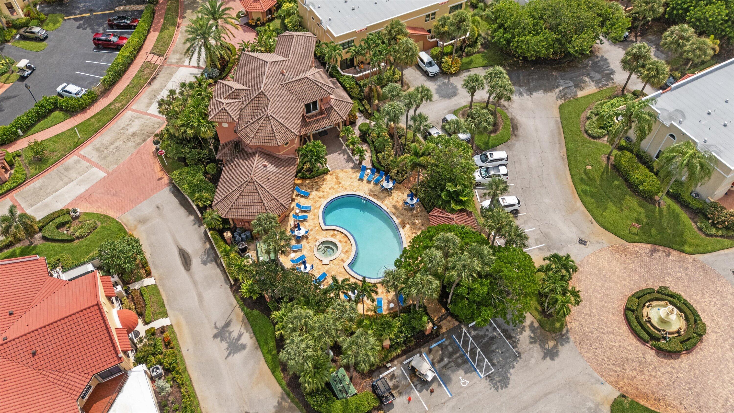 24 Uno Lago, Juno Beach FL 33408