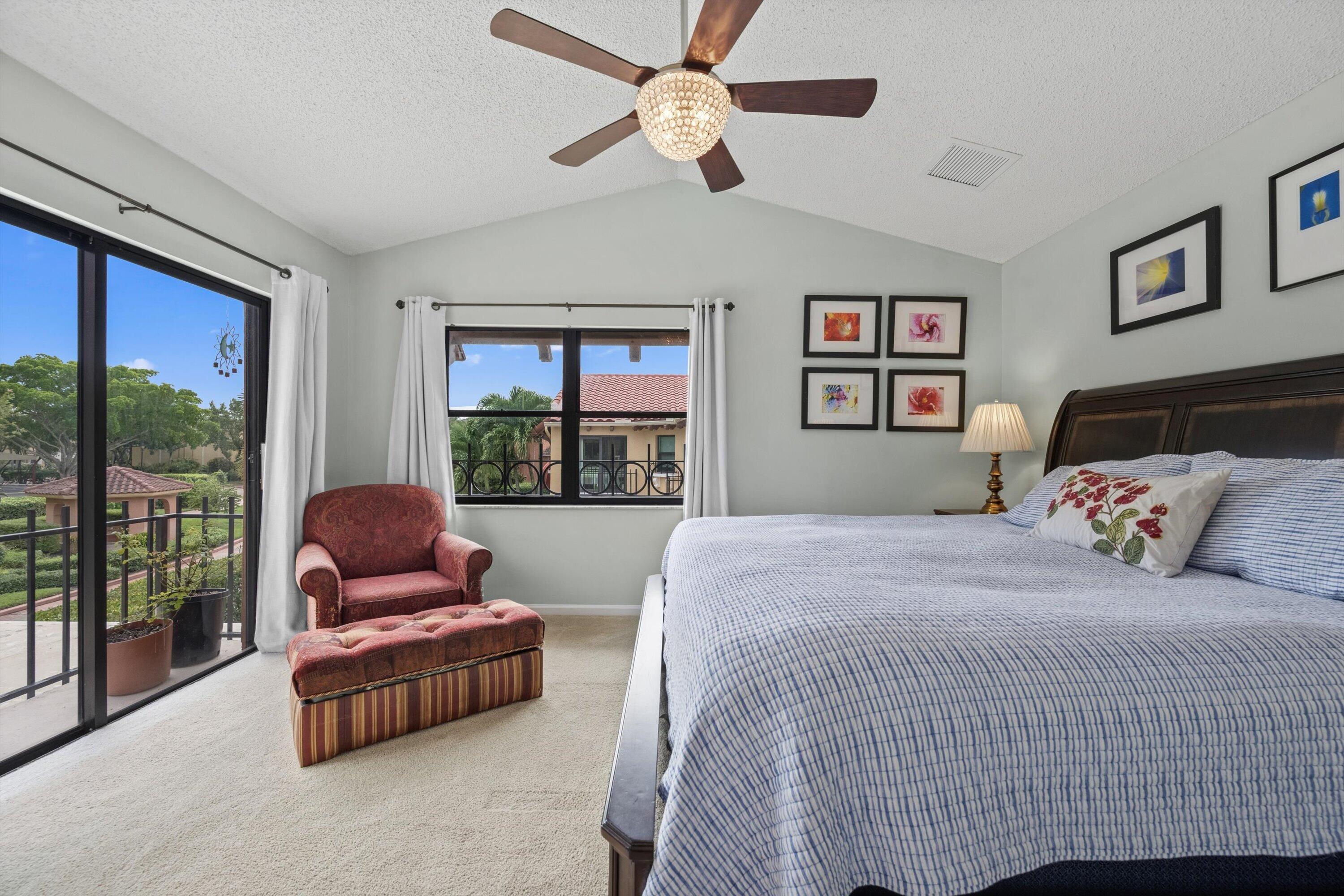 24 Uno Lago, Juno Beach FL 33408