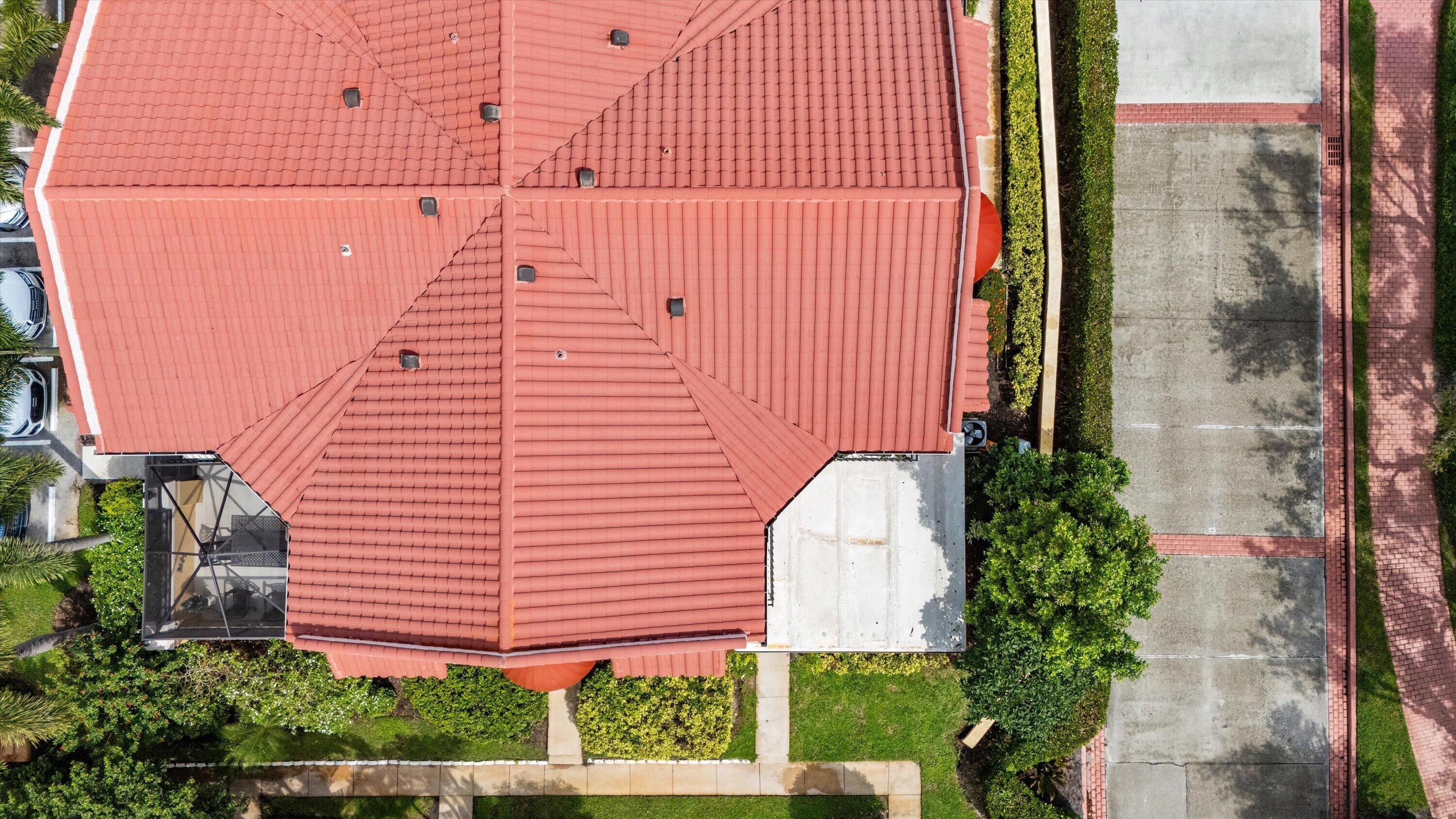 24 Uno Lago, Juno Beach FL 33408