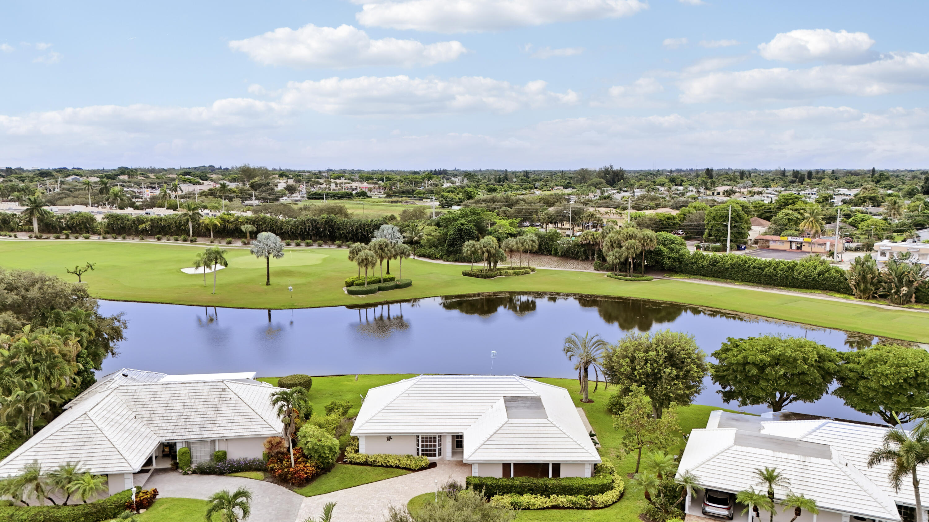 442 FRENCH ROYALE, Atlantis FL 33462