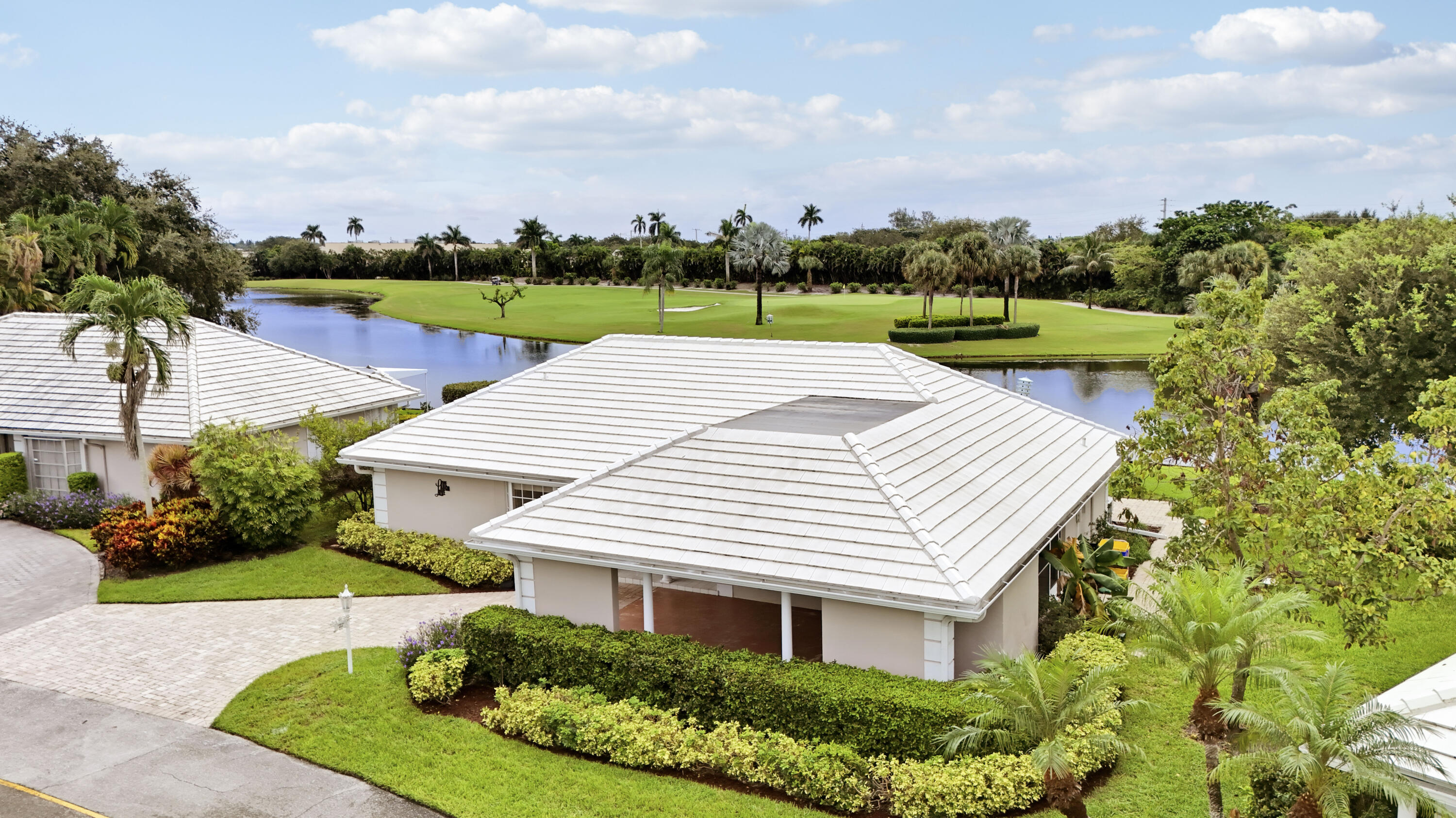 442 FRENCH ROYALE, Atlantis FL 33462