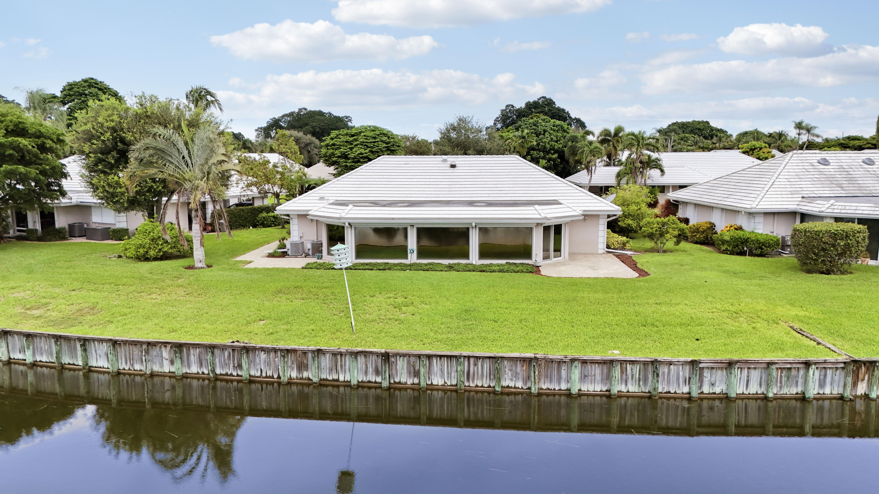 442 FRENCH ROYALE, Atlantis FL 33462