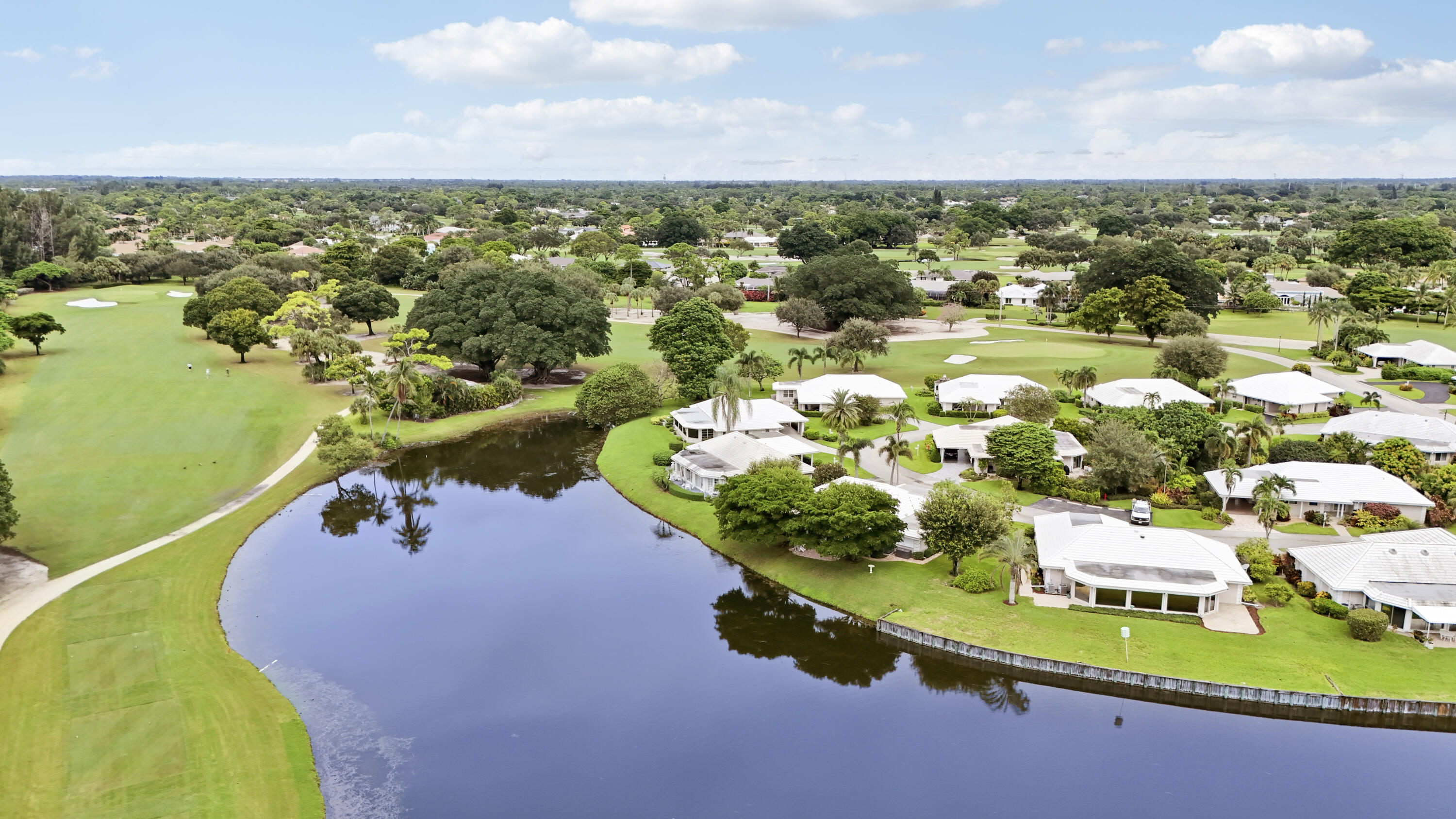 442 FRENCH ROYALE, Atlantis FL 33462