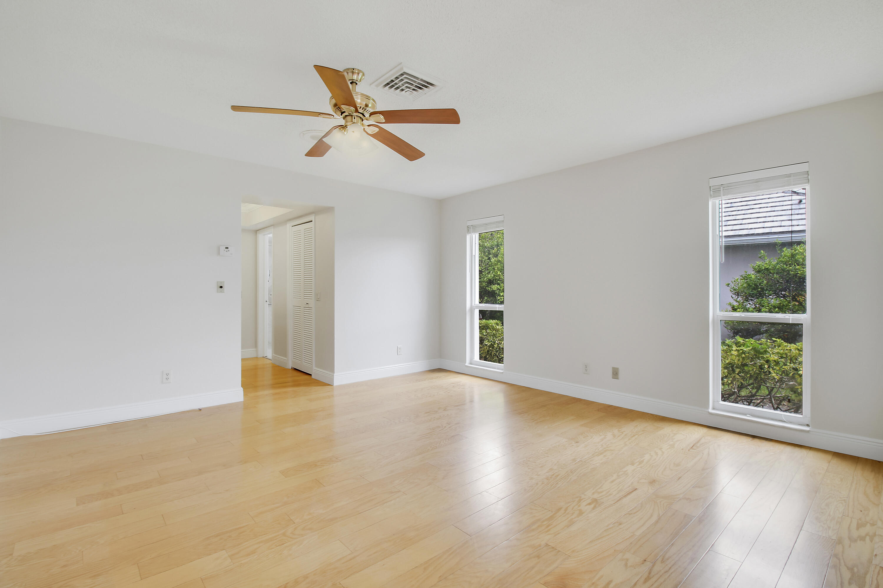 442 FRENCH ROYALE, Atlantis FL 33462