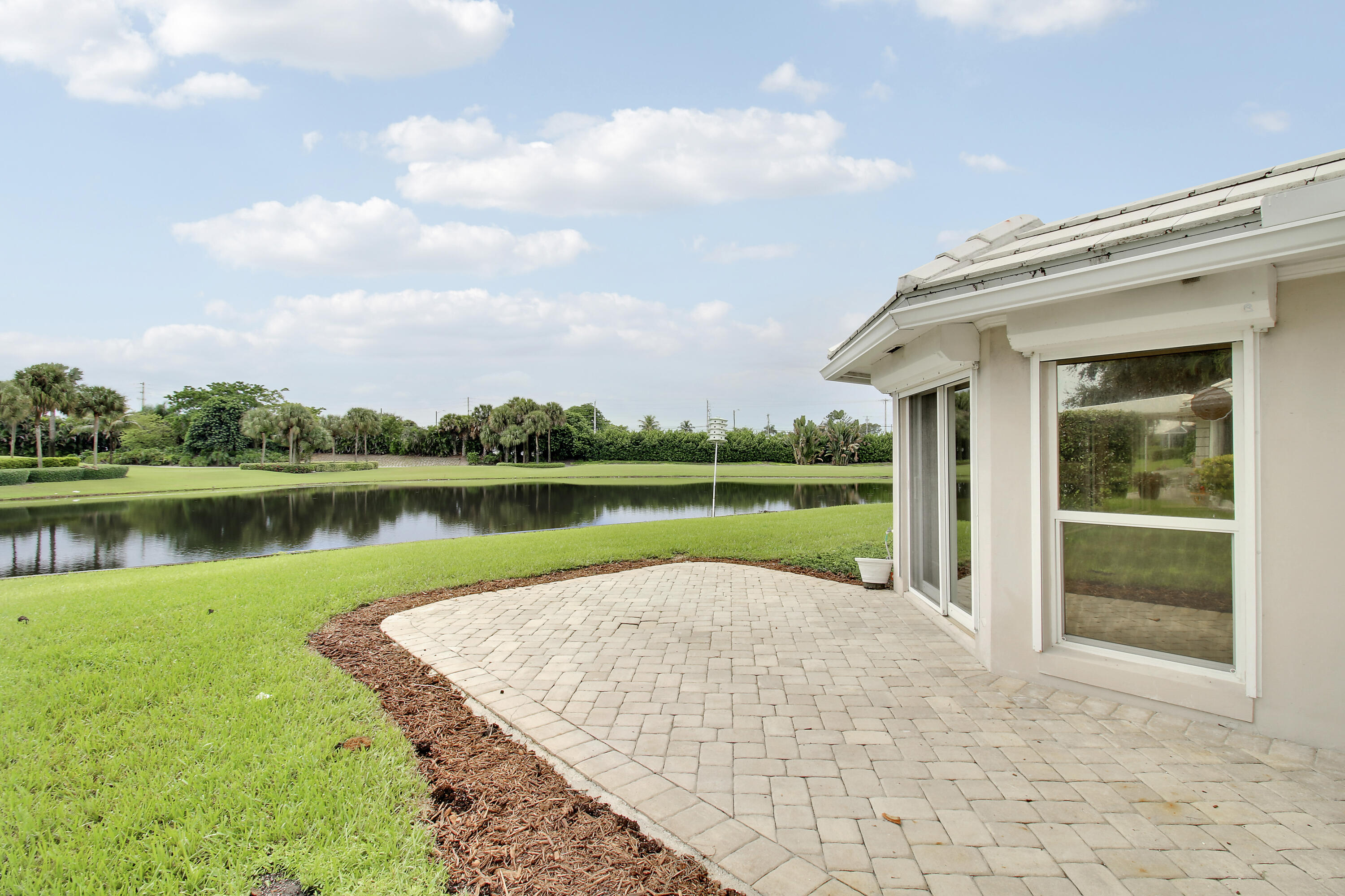 442 FRENCH ROYALE, Atlantis FL 33462