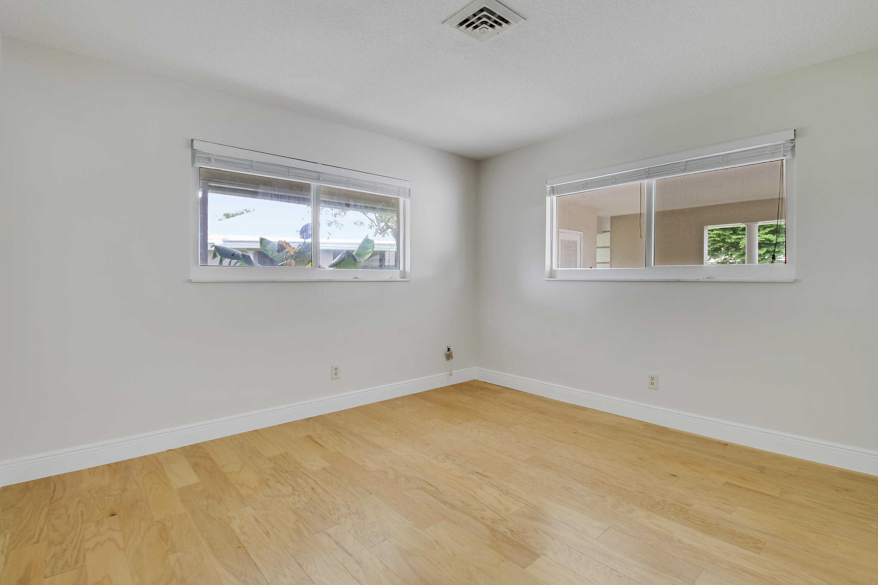 442 FRENCH ROYALE, Atlantis FL 33462