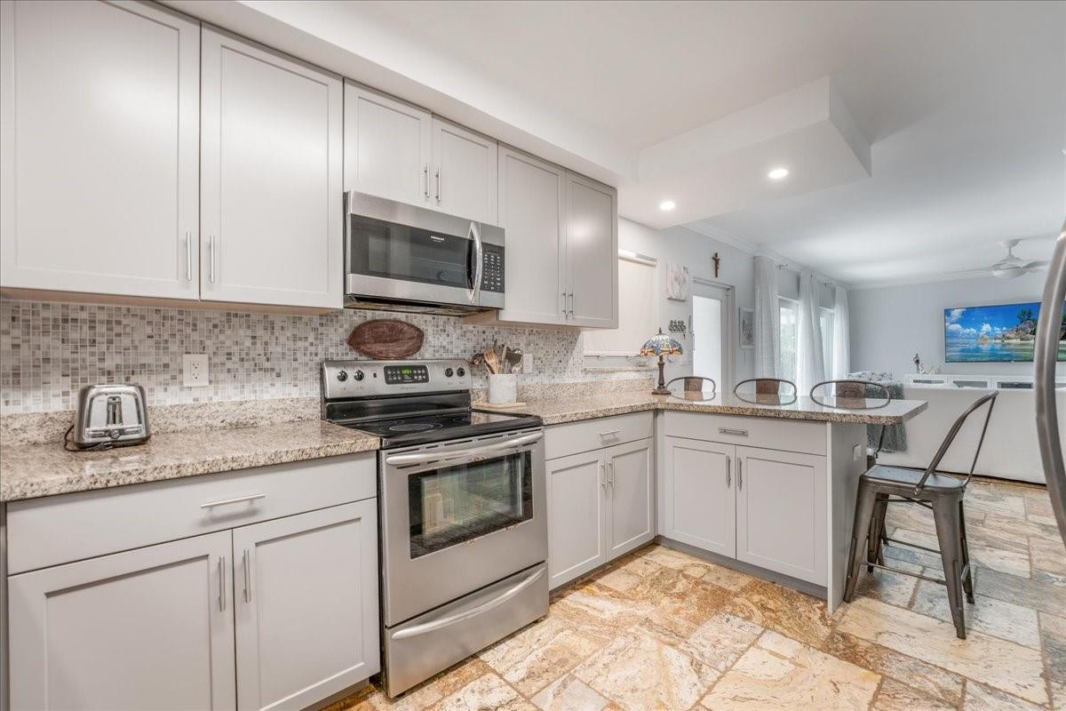 1203 Hillsboro Mile #6A, Hillsboro Beach FL 33062