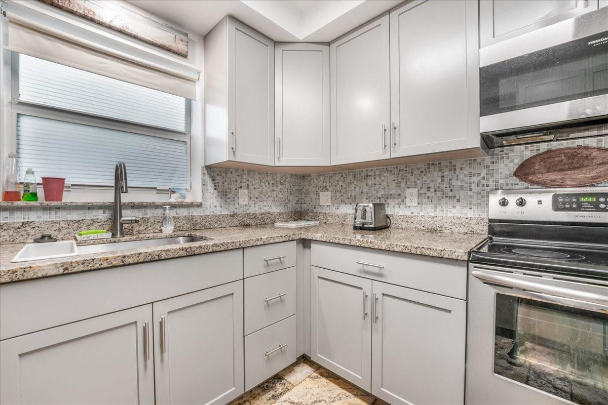 1203 Hillsboro Mile #6A, Hillsboro Beach FL 33062