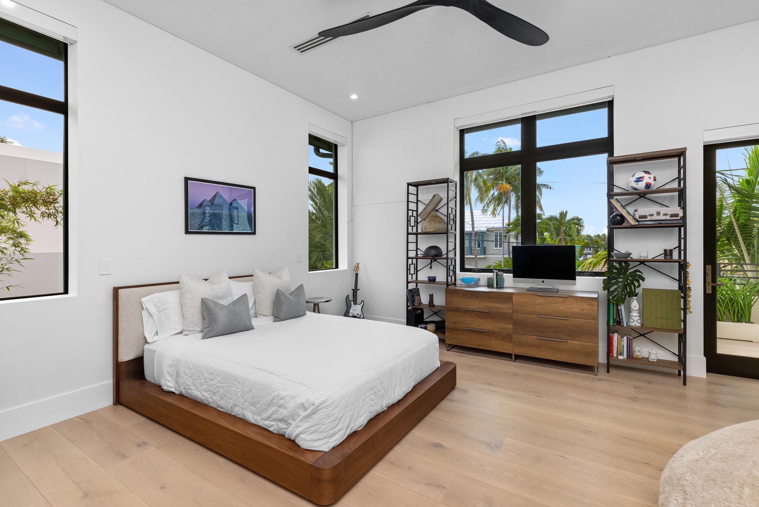 70 Isla Bahia, Fort Lauderdale FL 33316