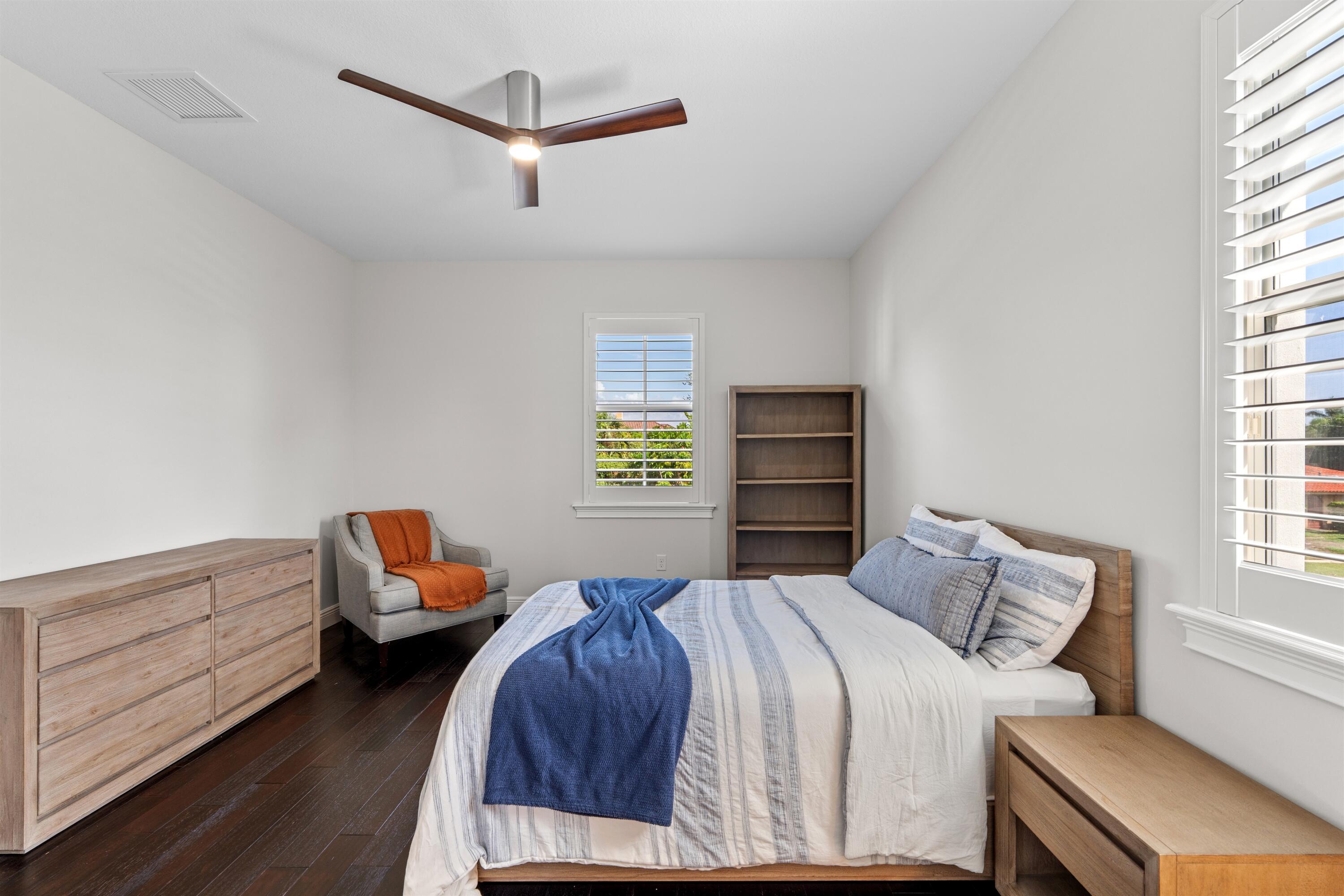 398 NE 8th, Boca Raton FL 33432