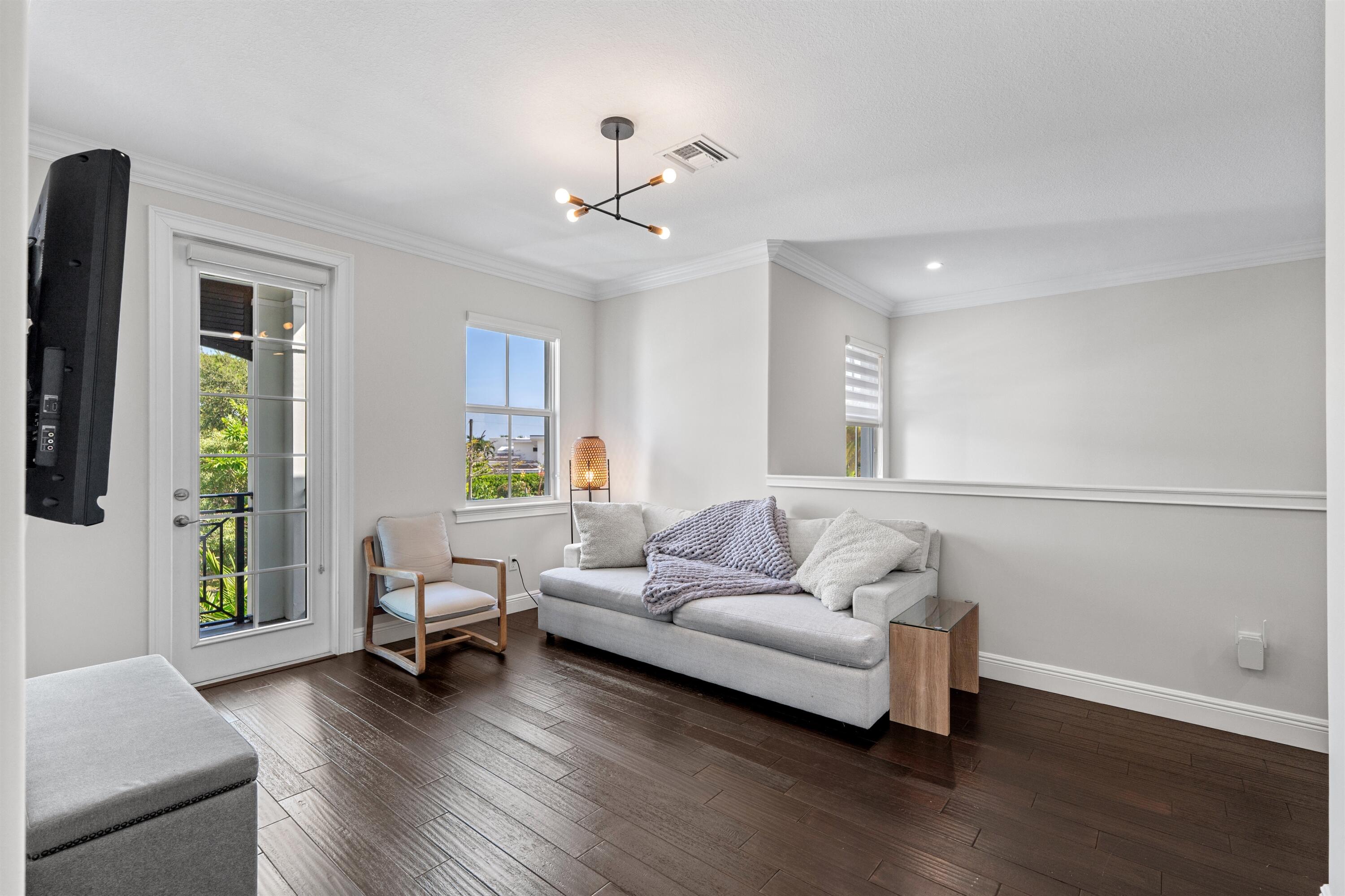 398 NE 8th, Boca Raton FL 33432