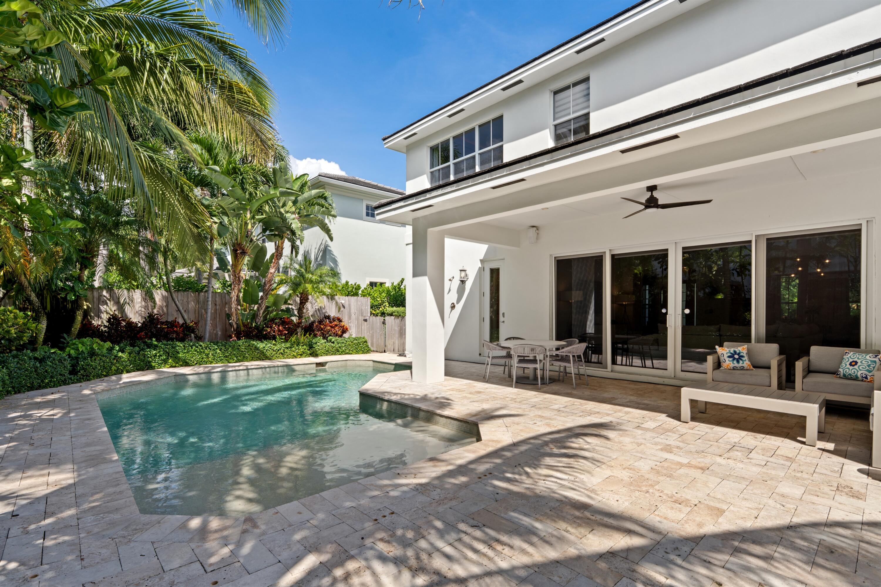 398 NE 8th, Boca Raton FL 33432