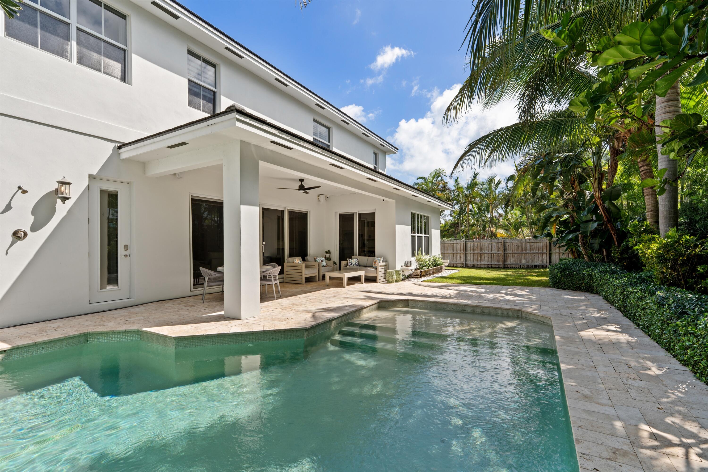 398 NE 8th, Boca Raton FL 33432