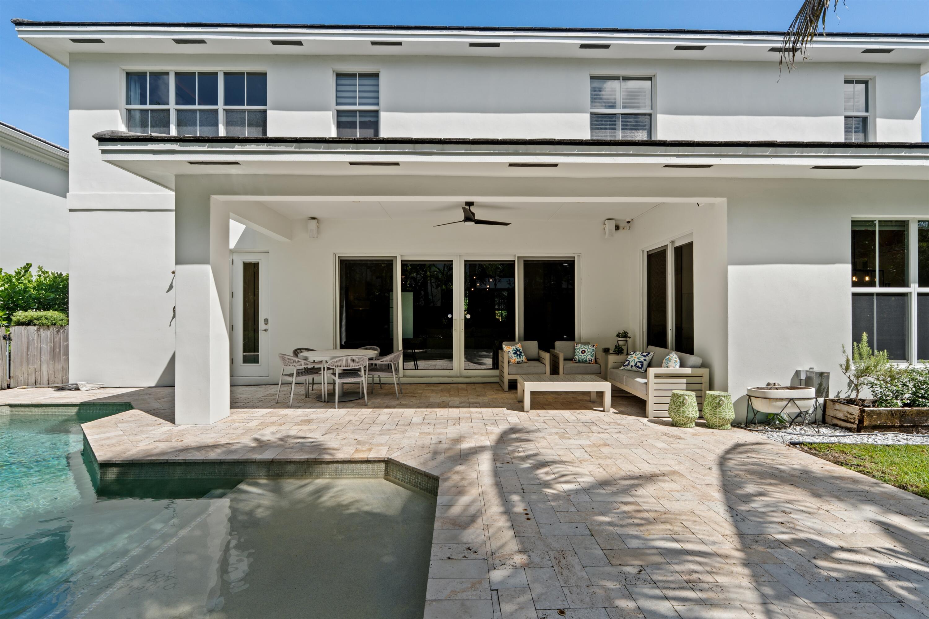 398 NE 8th, Boca Raton FL 33432