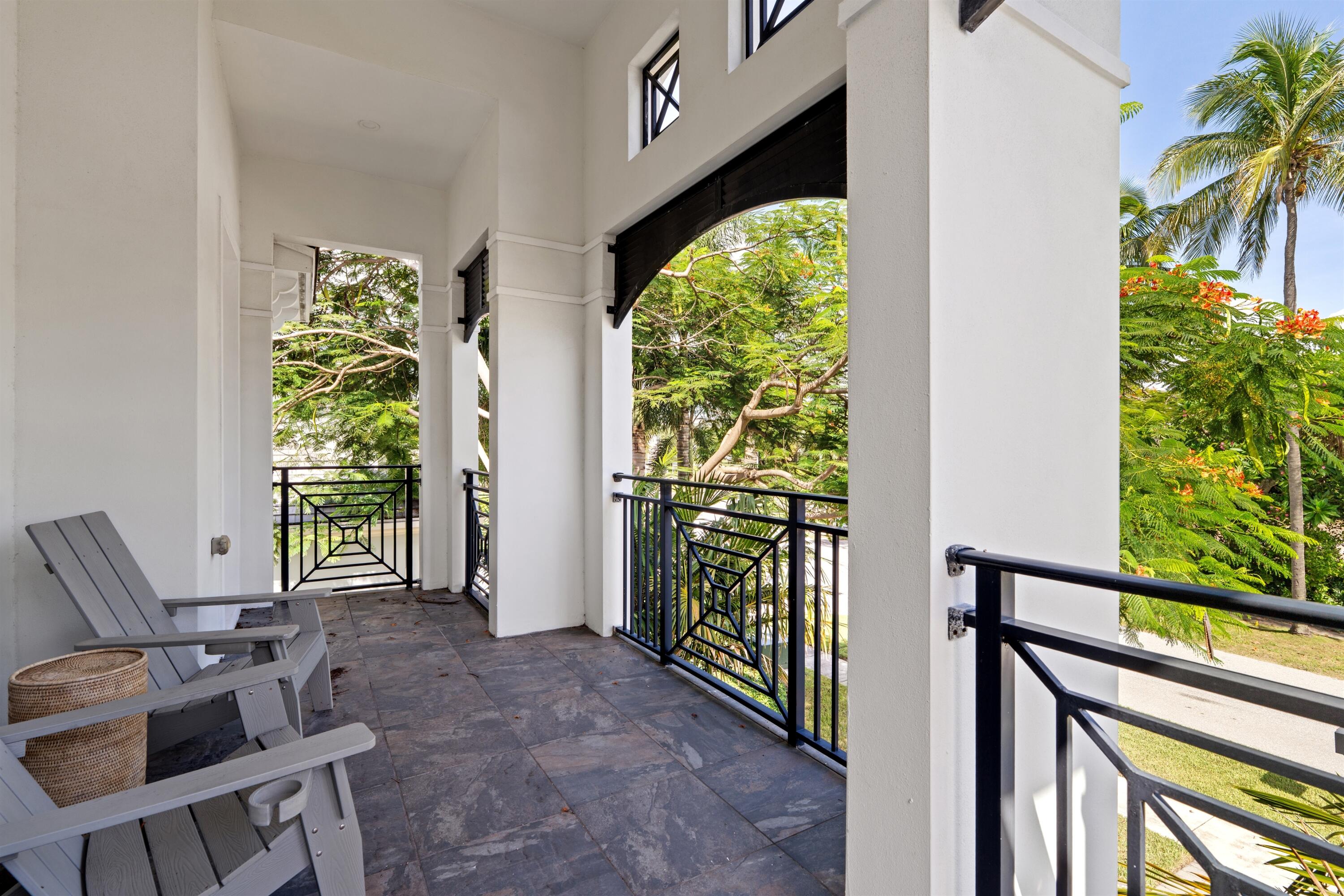 398 NE 8th, Boca Raton FL 33432