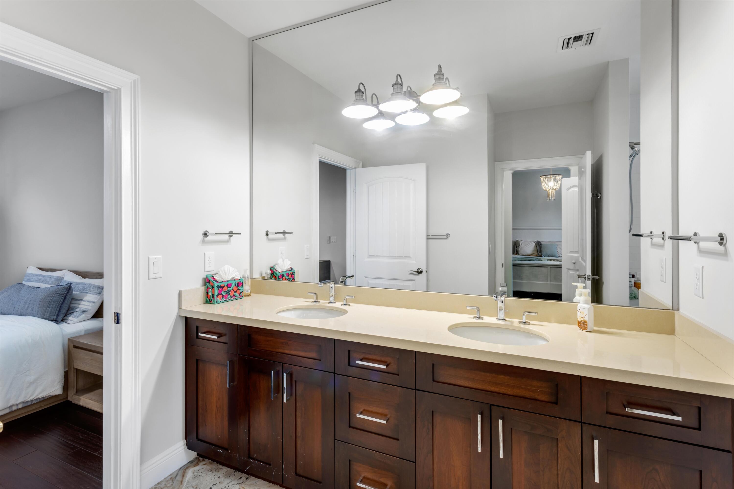 398 NE 8th, Boca Raton FL 33432