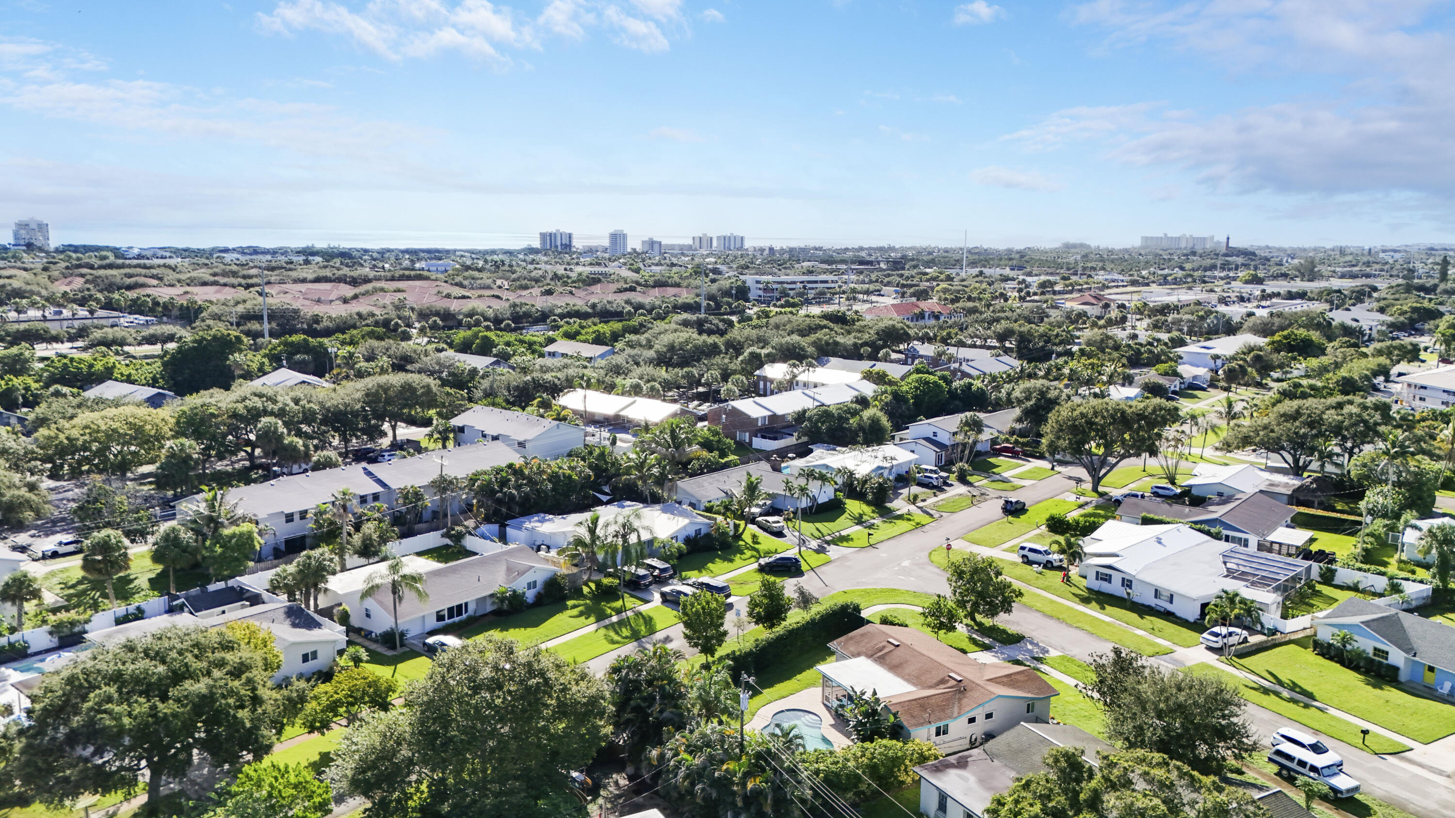 60 Camelia, Tequesta FL 33469