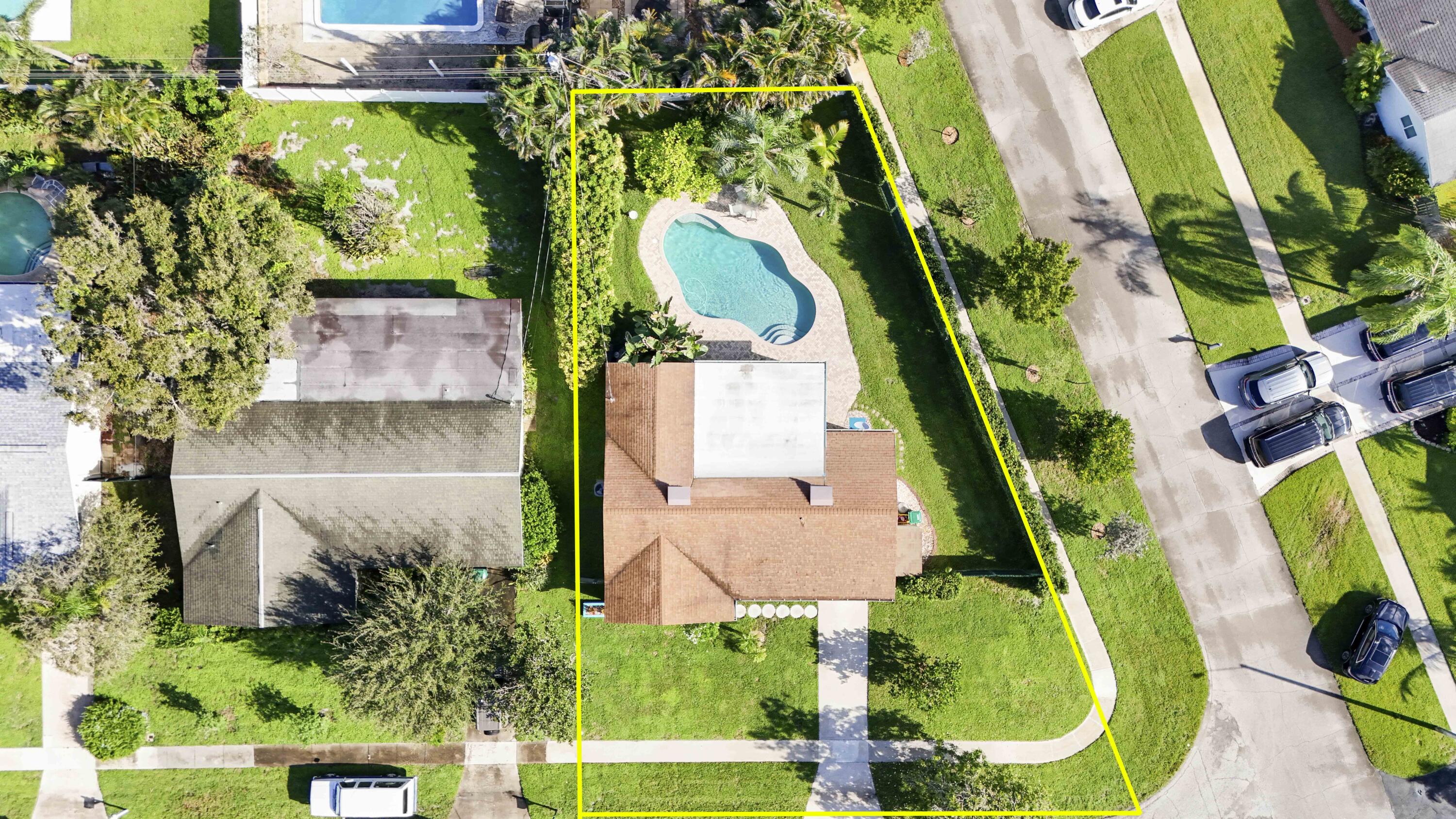 60 Camelia, Tequesta FL 33469