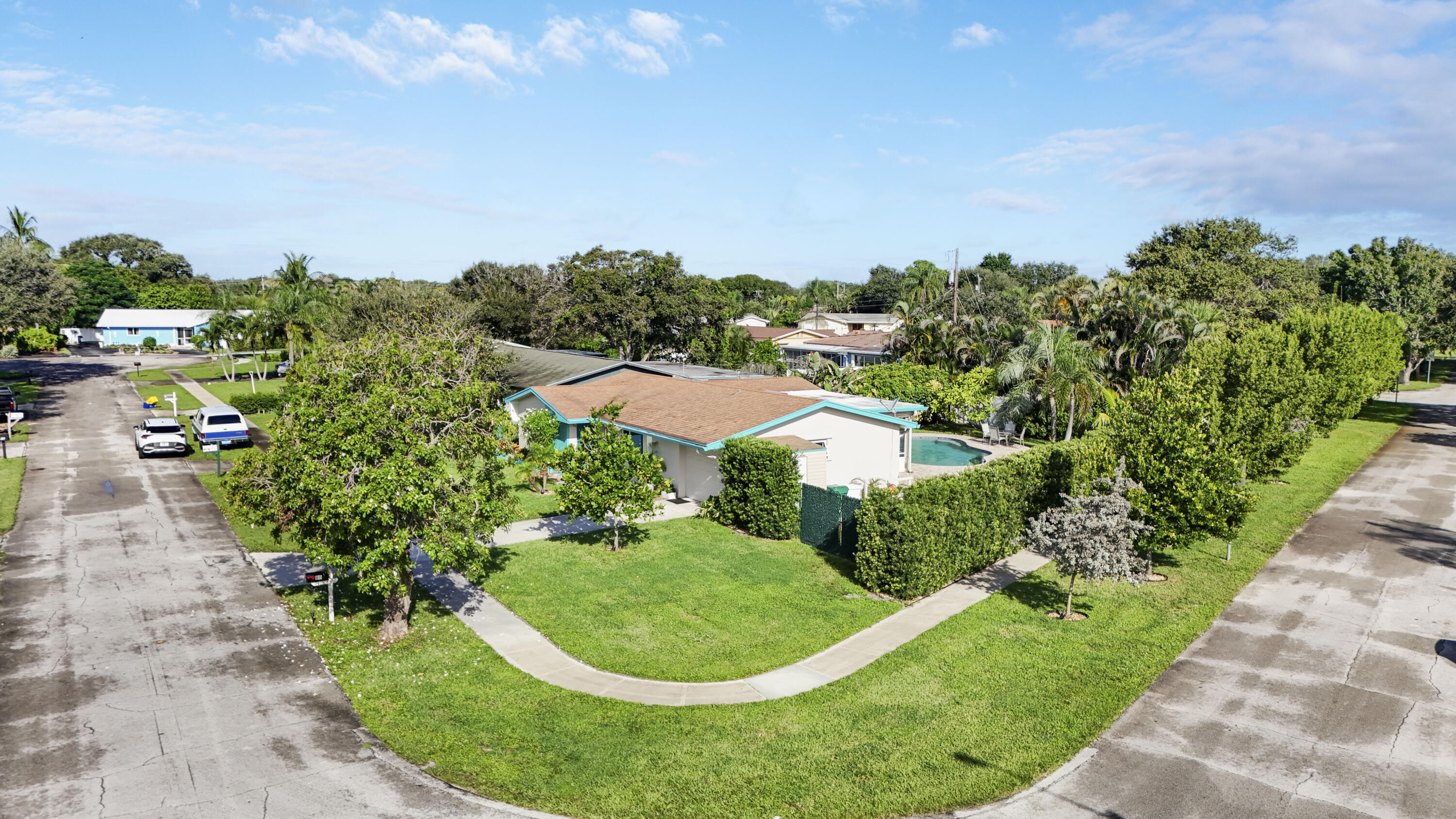 60 Camelia, Tequesta FL 33469