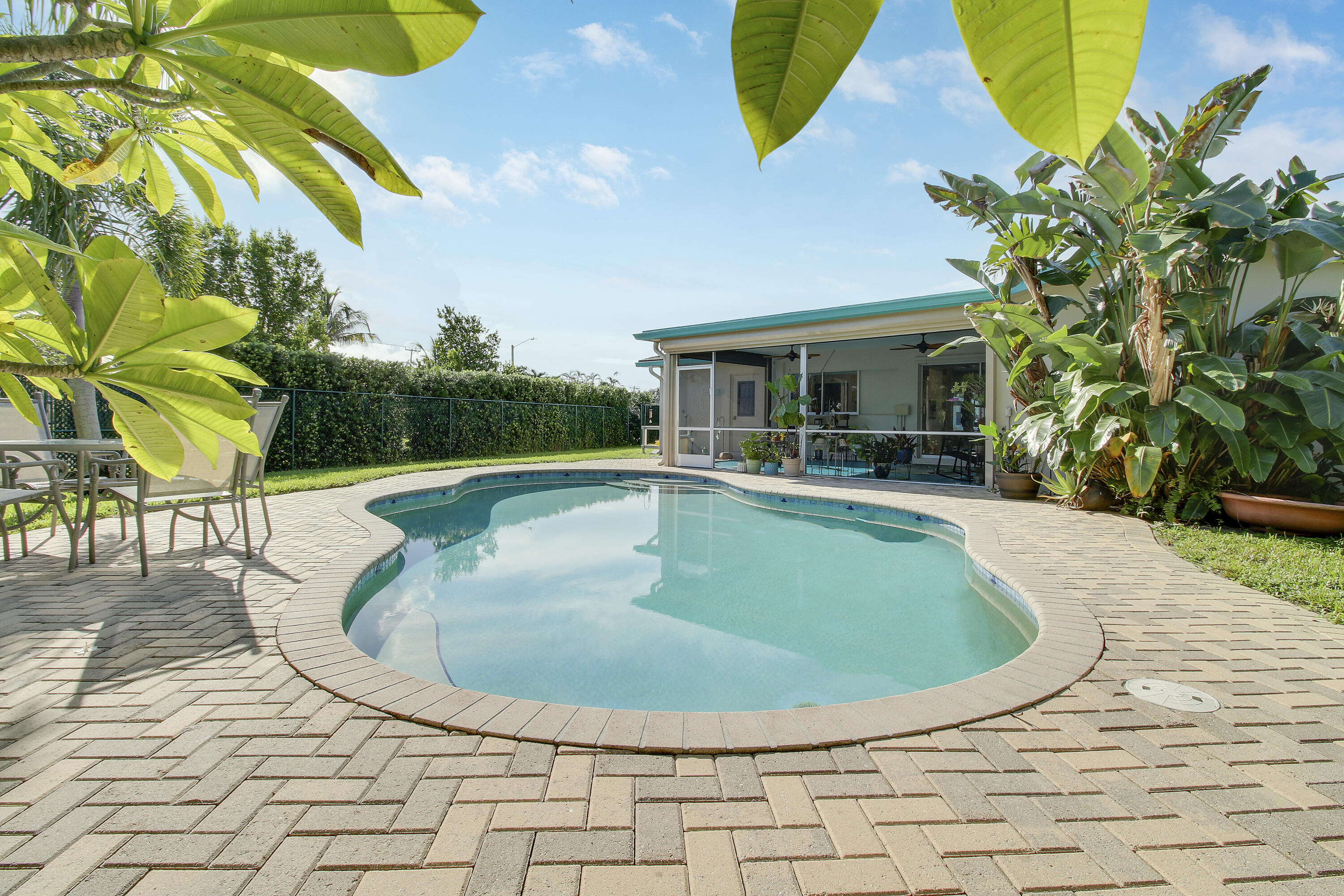 60 Camelia, Tequesta FL 33469