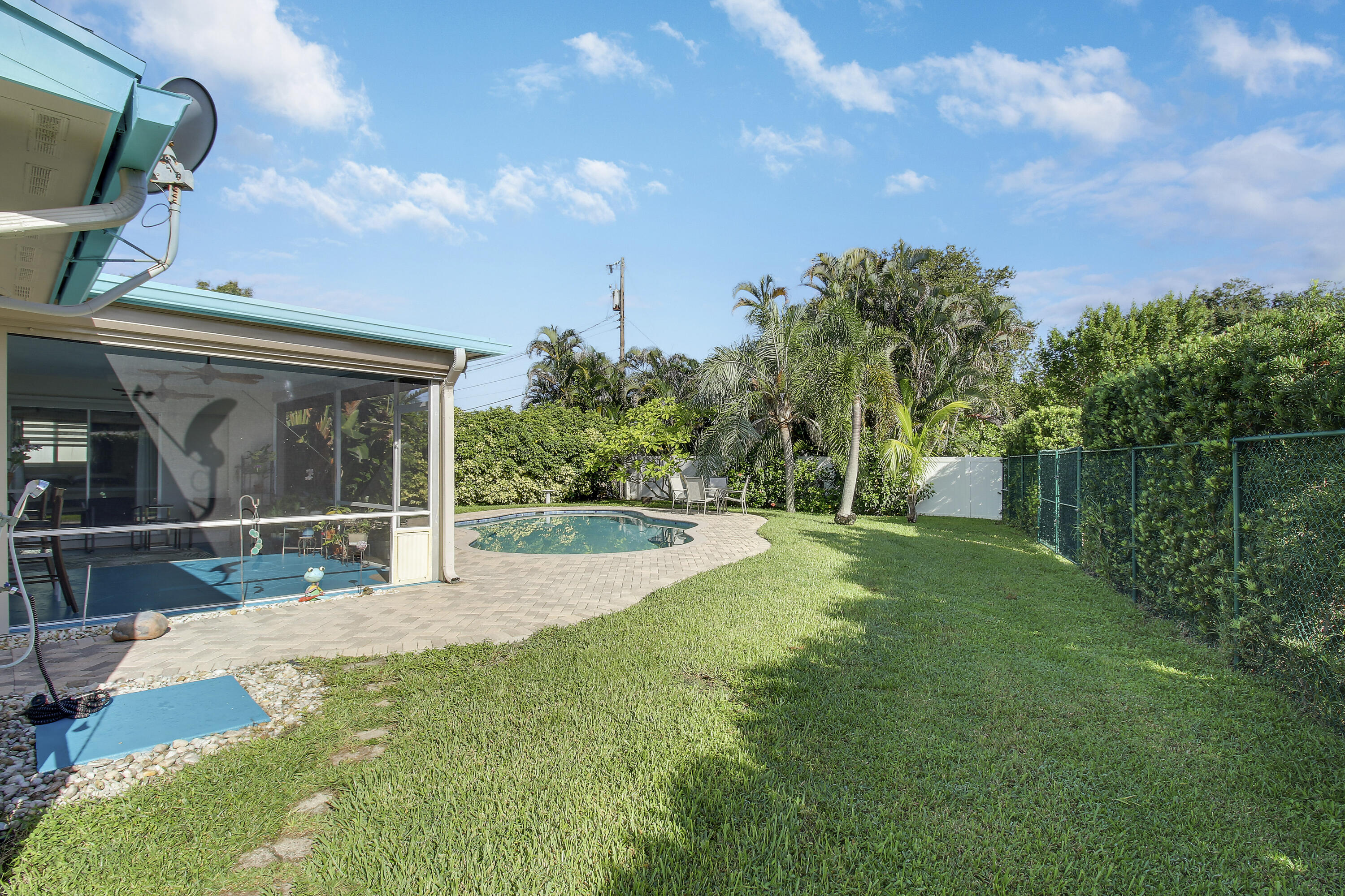 60 Camelia, Tequesta FL 33469