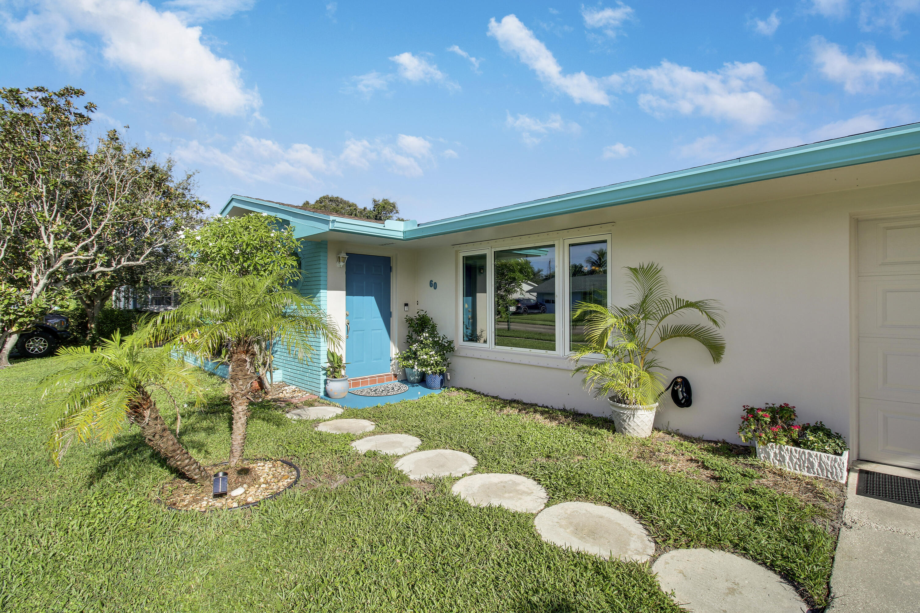 60 Camelia, Tequesta FL 33469
