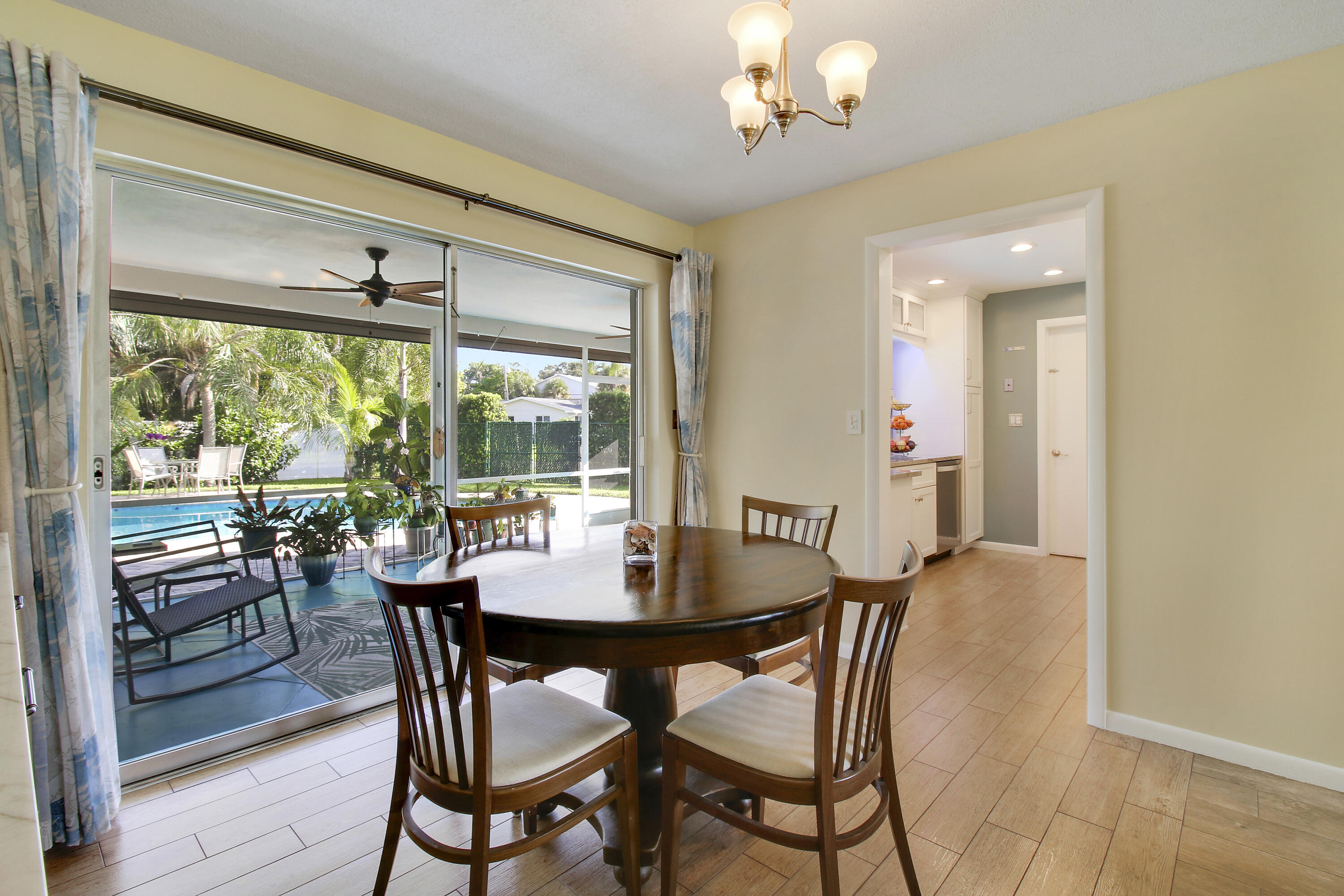 60 Camelia, Tequesta FL 33469