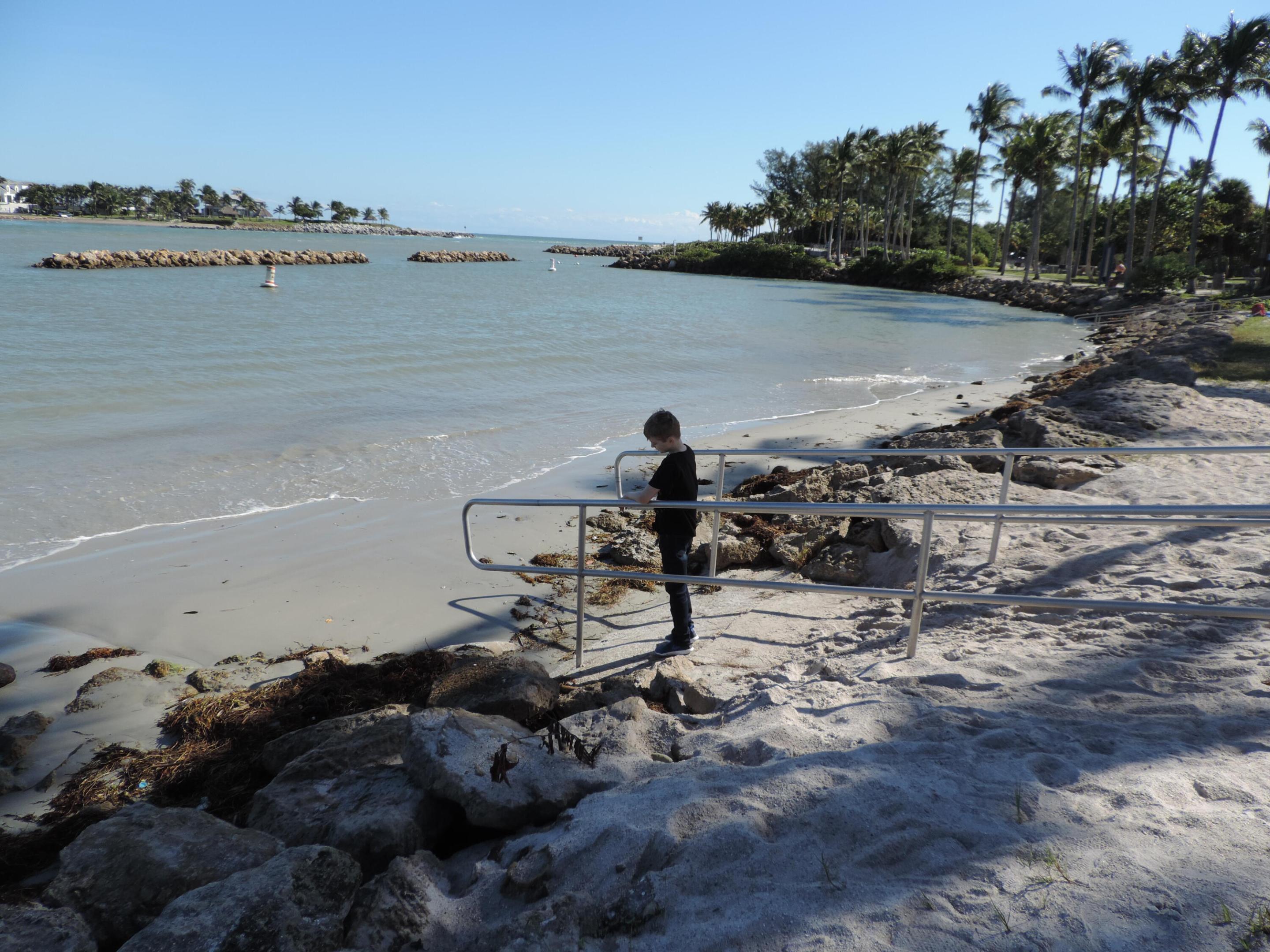 60 Camelia, Tequesta FL 33469