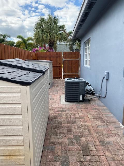 6601 LAKE CLARKE, Lake Clarke Shores FL 33406