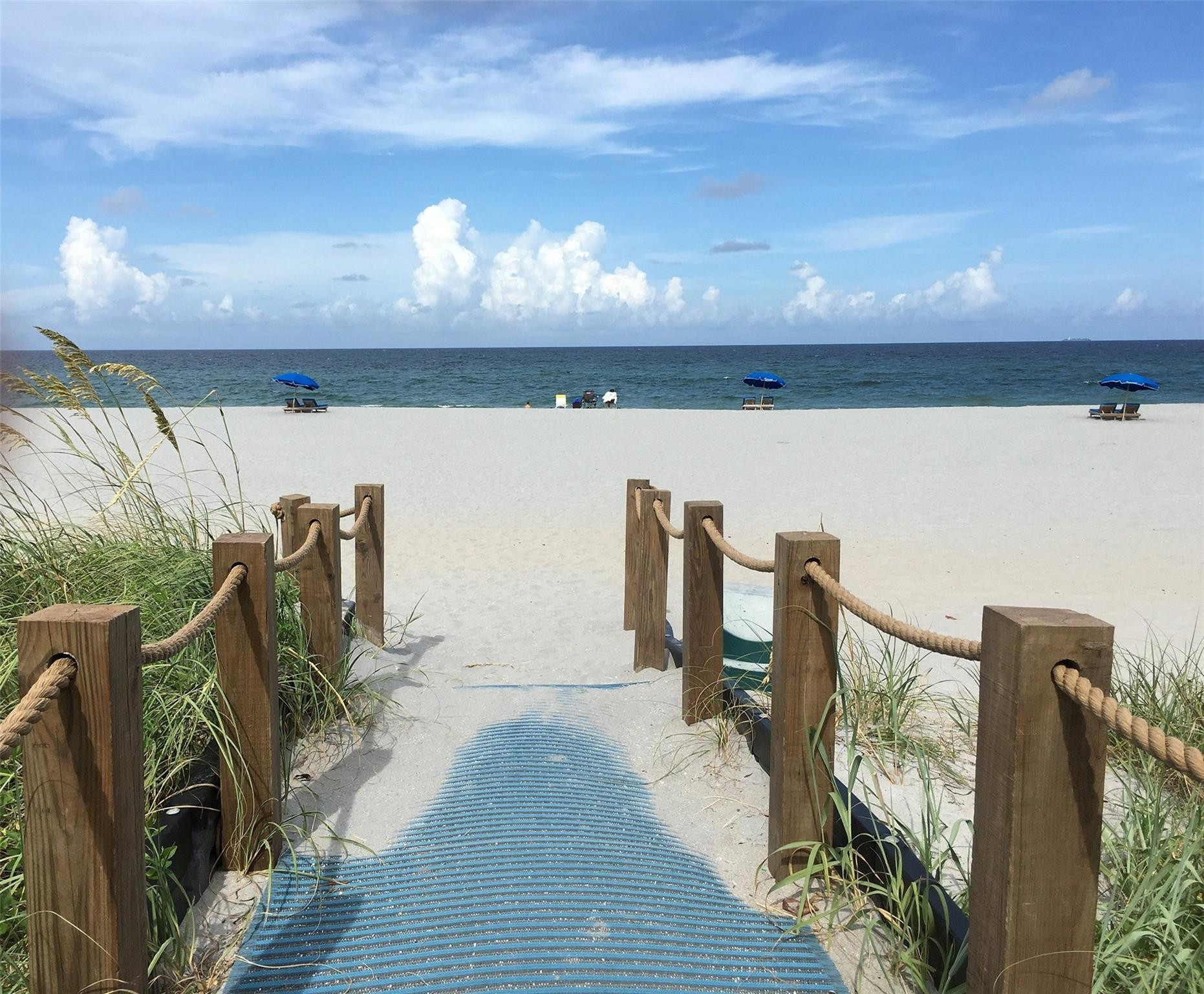 800 GLOUCHESTER, Boca Raton FL 33487