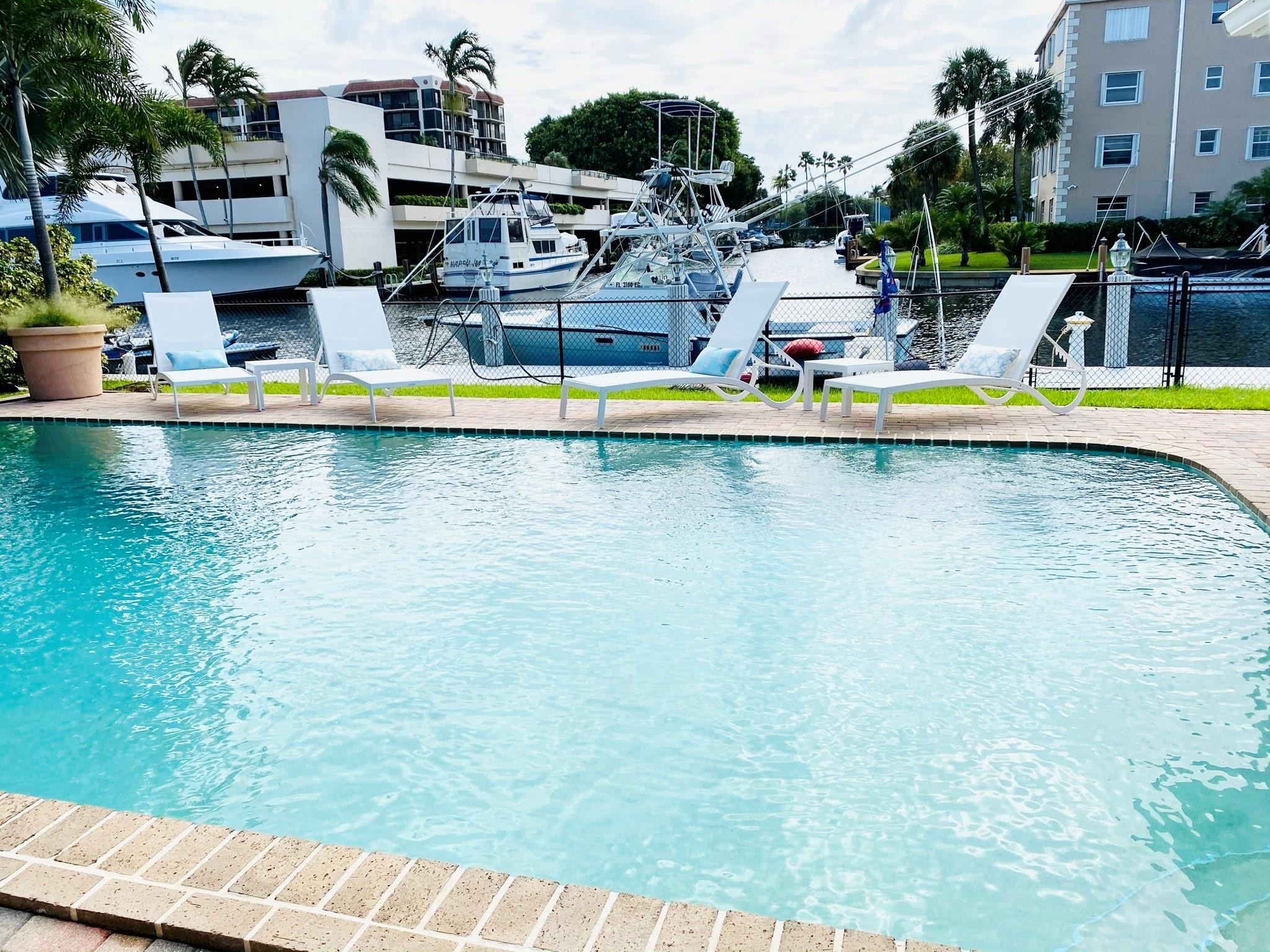 800 GLOUCHESTER, Boca Raton FL 33487