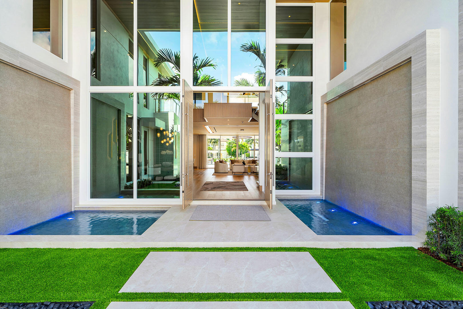 336 E Coconut Palm, Boca Raton FL 33432