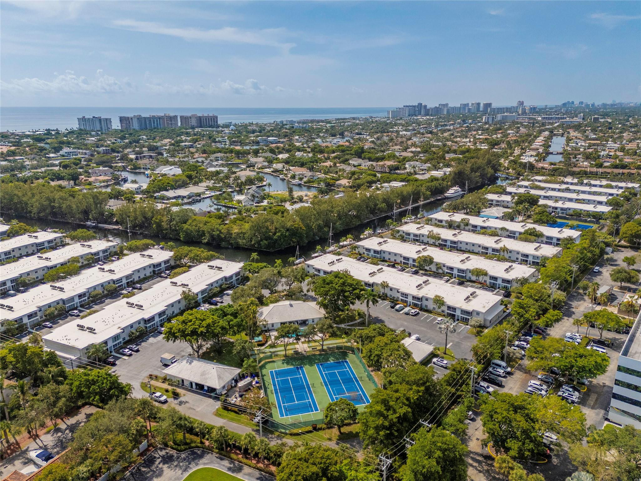 6201 Bay Club #4, Fort Lauderdale FL 33308